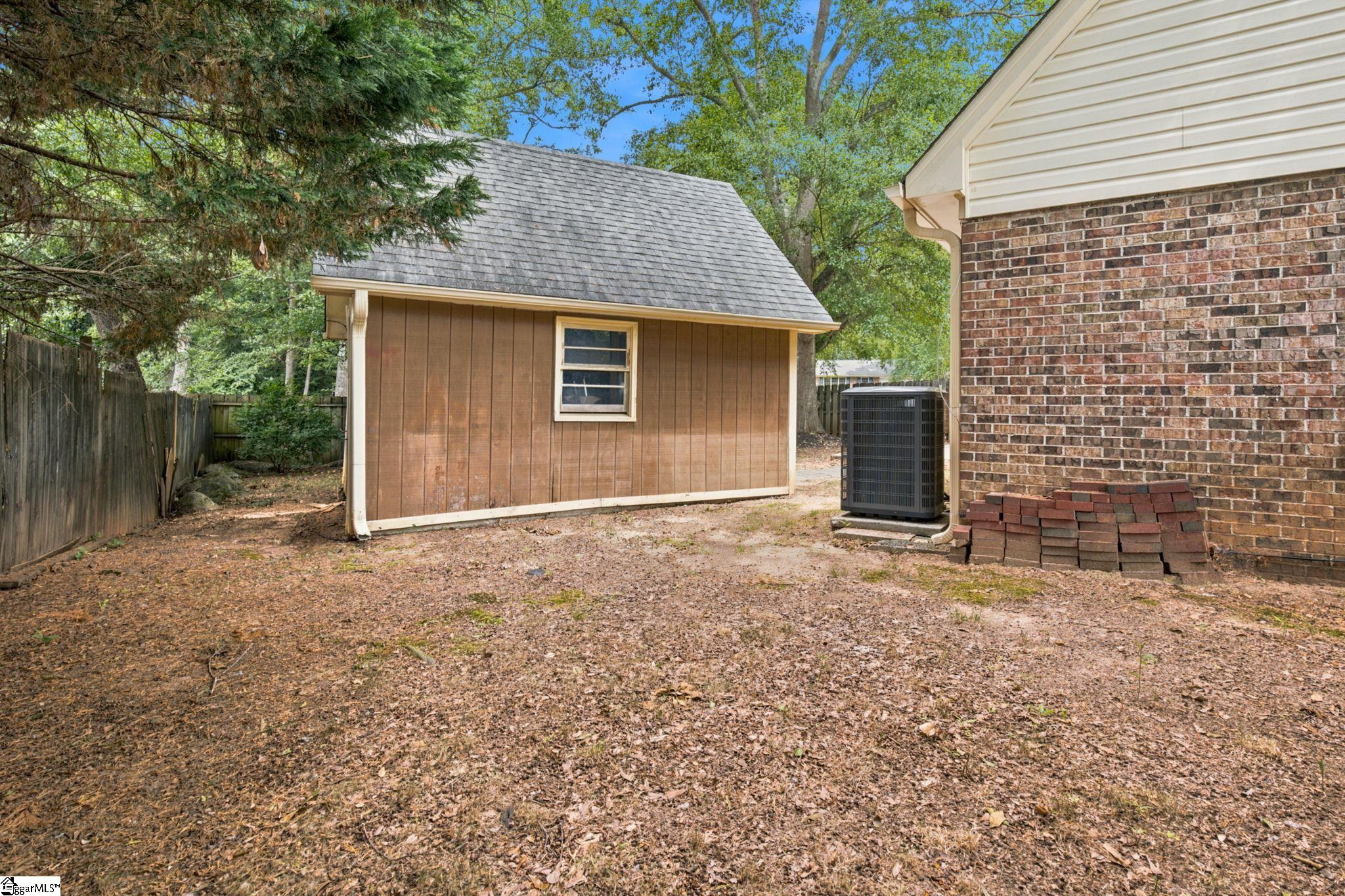 1 Bellamy Court Taylors, SC 29687-4322