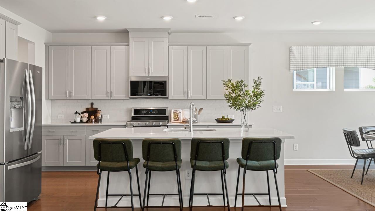 119 Gibbon Way Gray Court, SC 29645