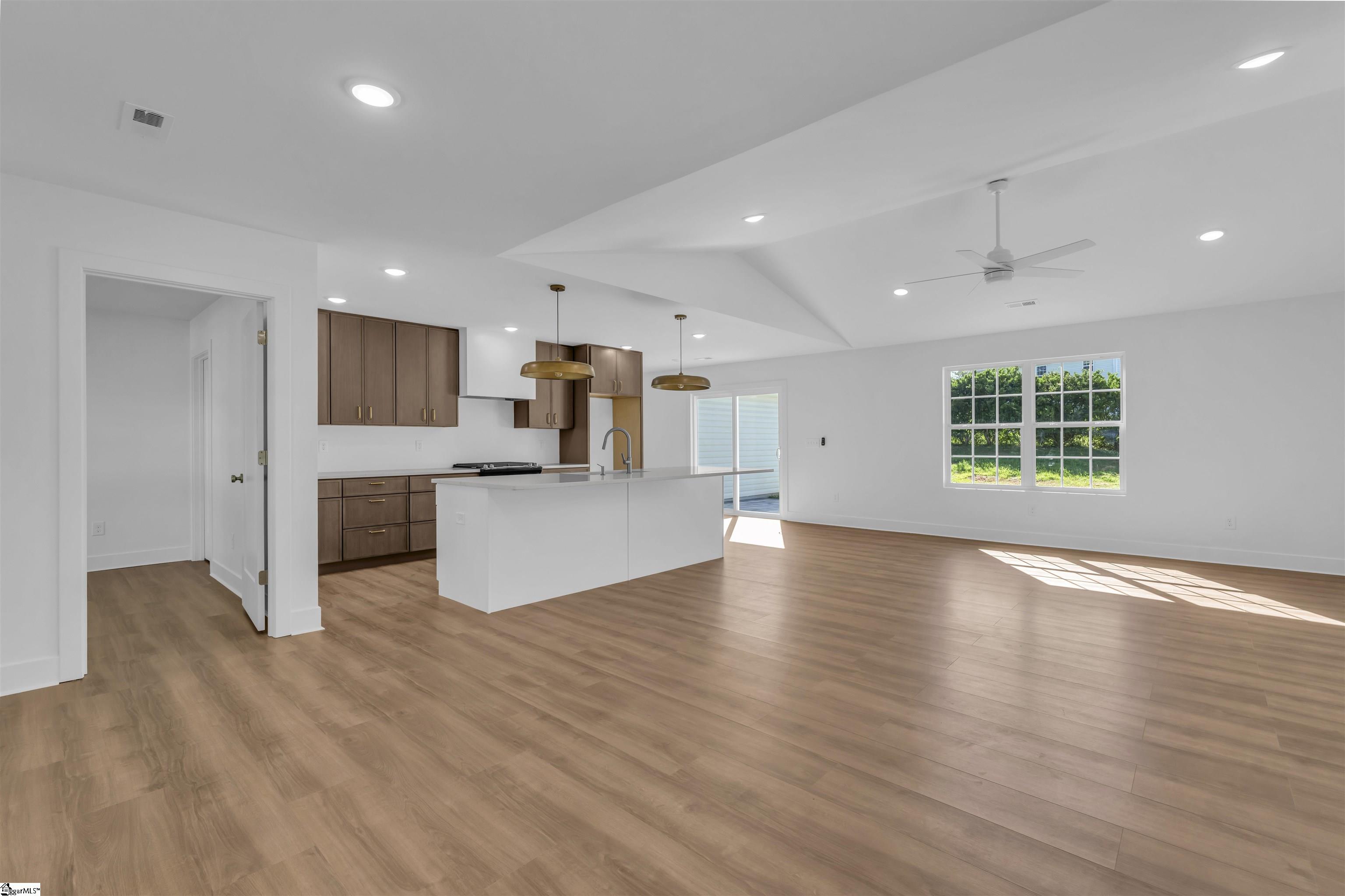 410 Benjamin Reid Court Duncan, SC 29334