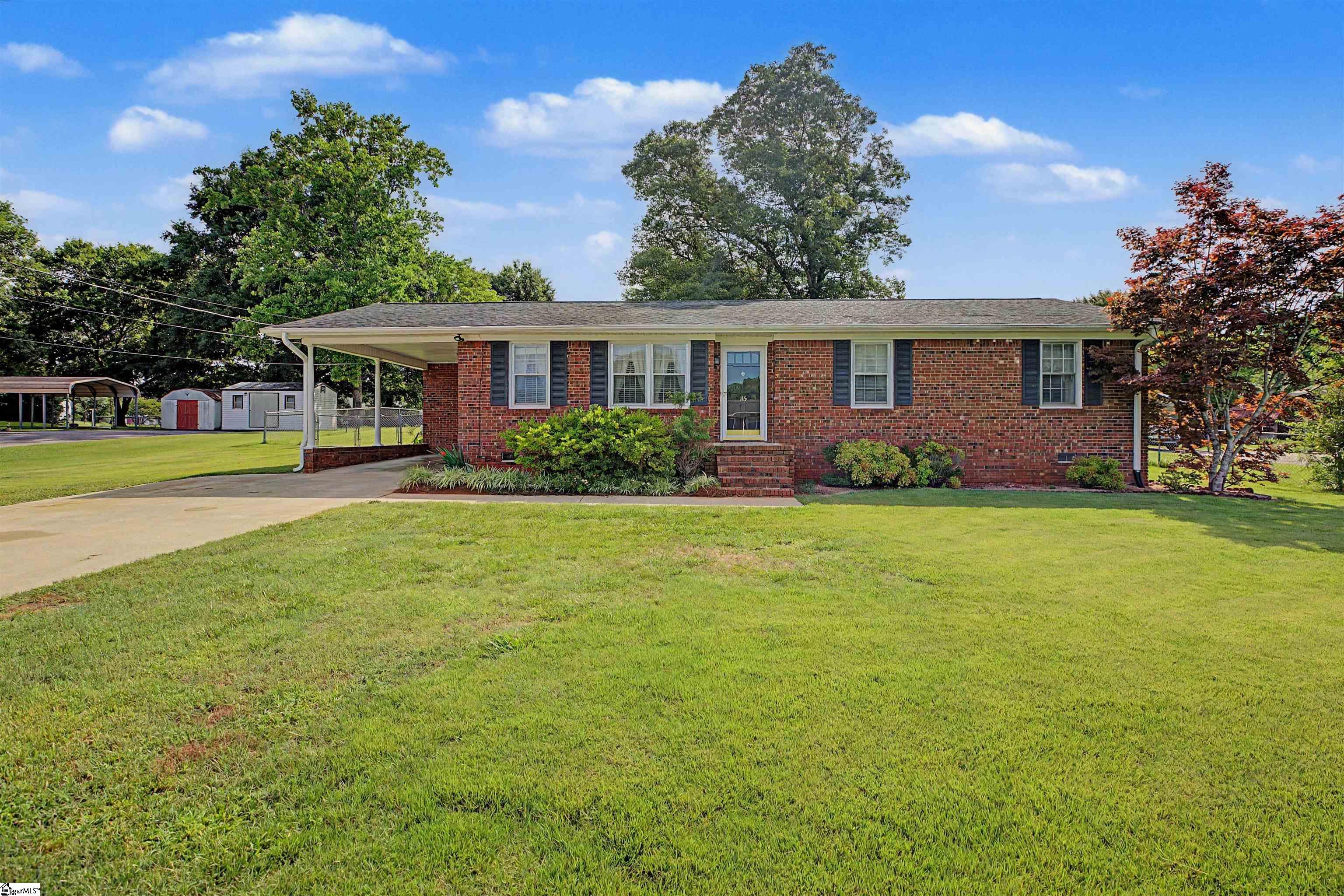 115 Brunson Drive Pickens, SC 29671