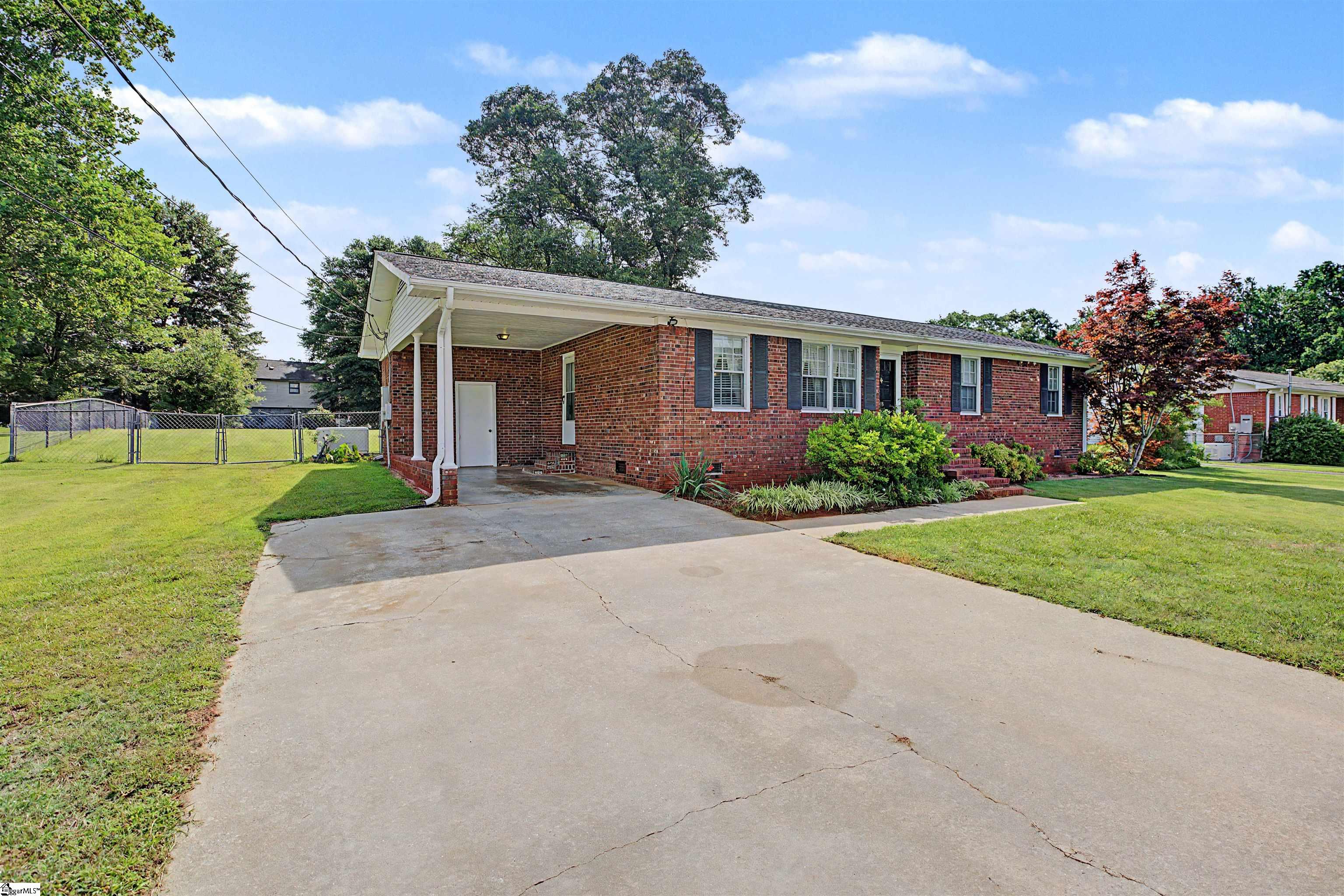 115 Brunson Drive Pickens, SC 29671