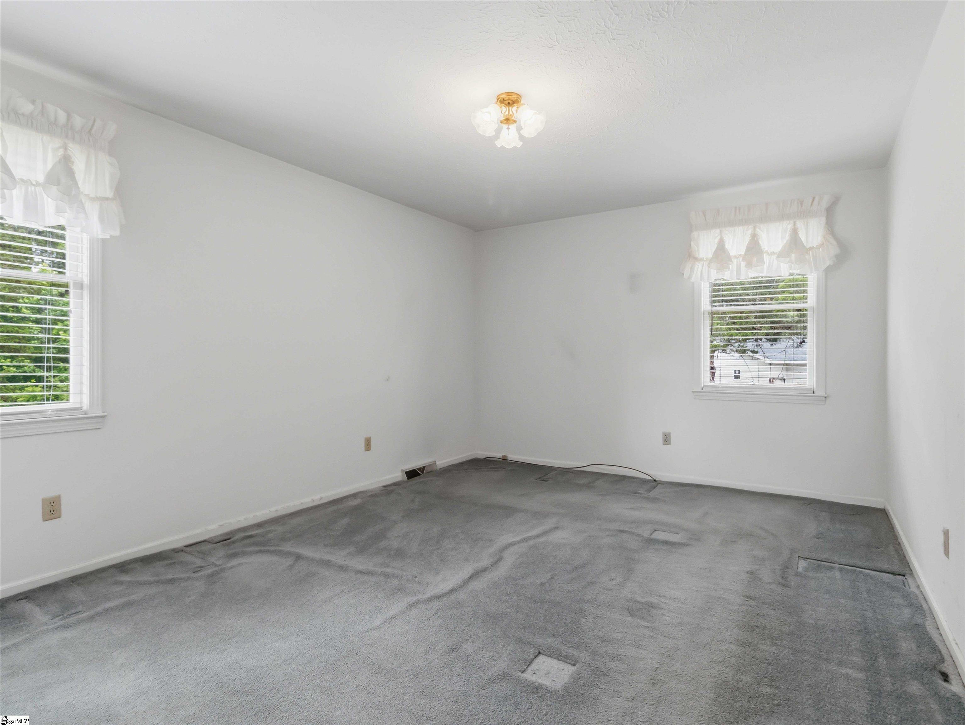 309 Garrison Road Simpsonville, SC 29681