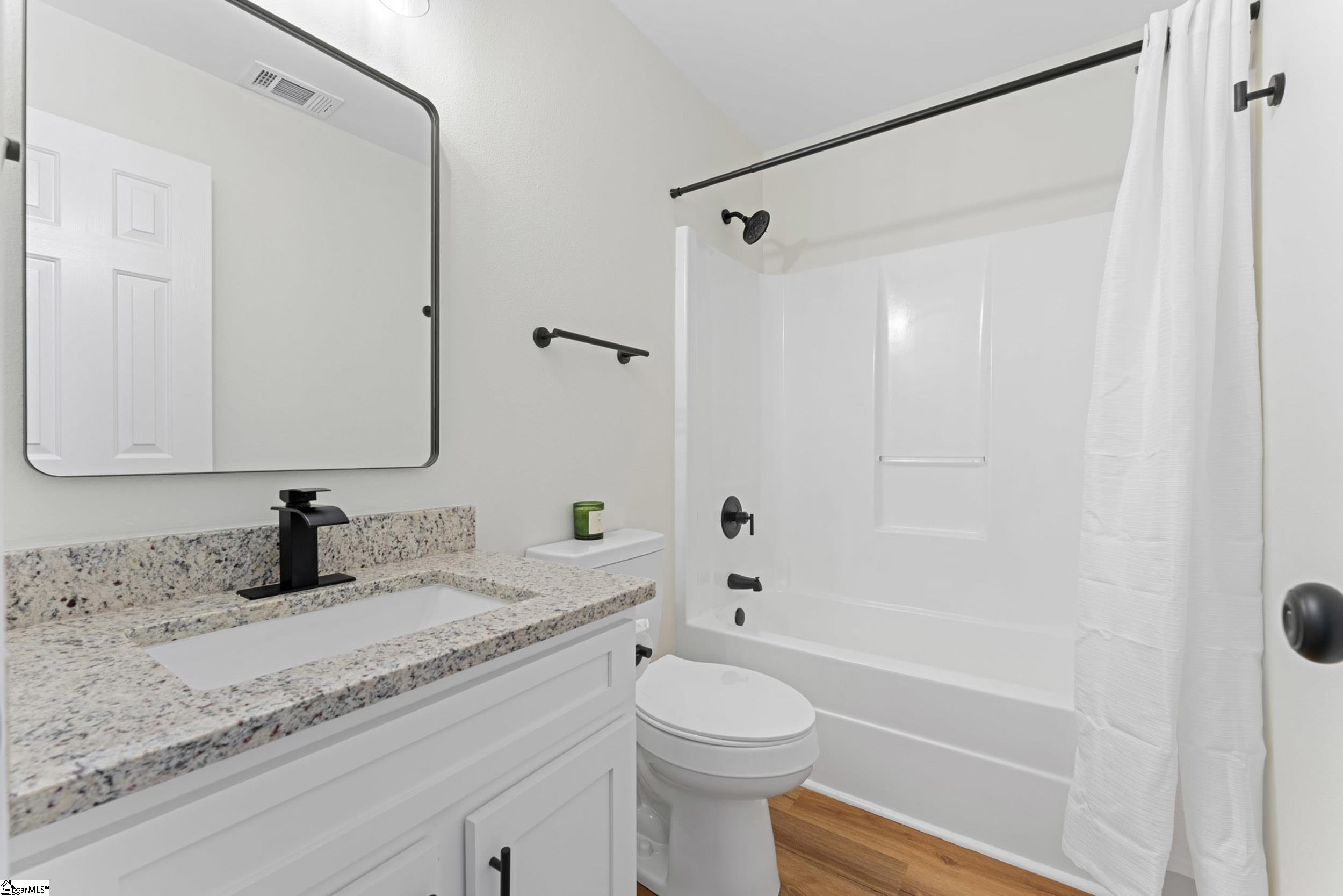 8 Kalmia Court Greenville, SC 29605