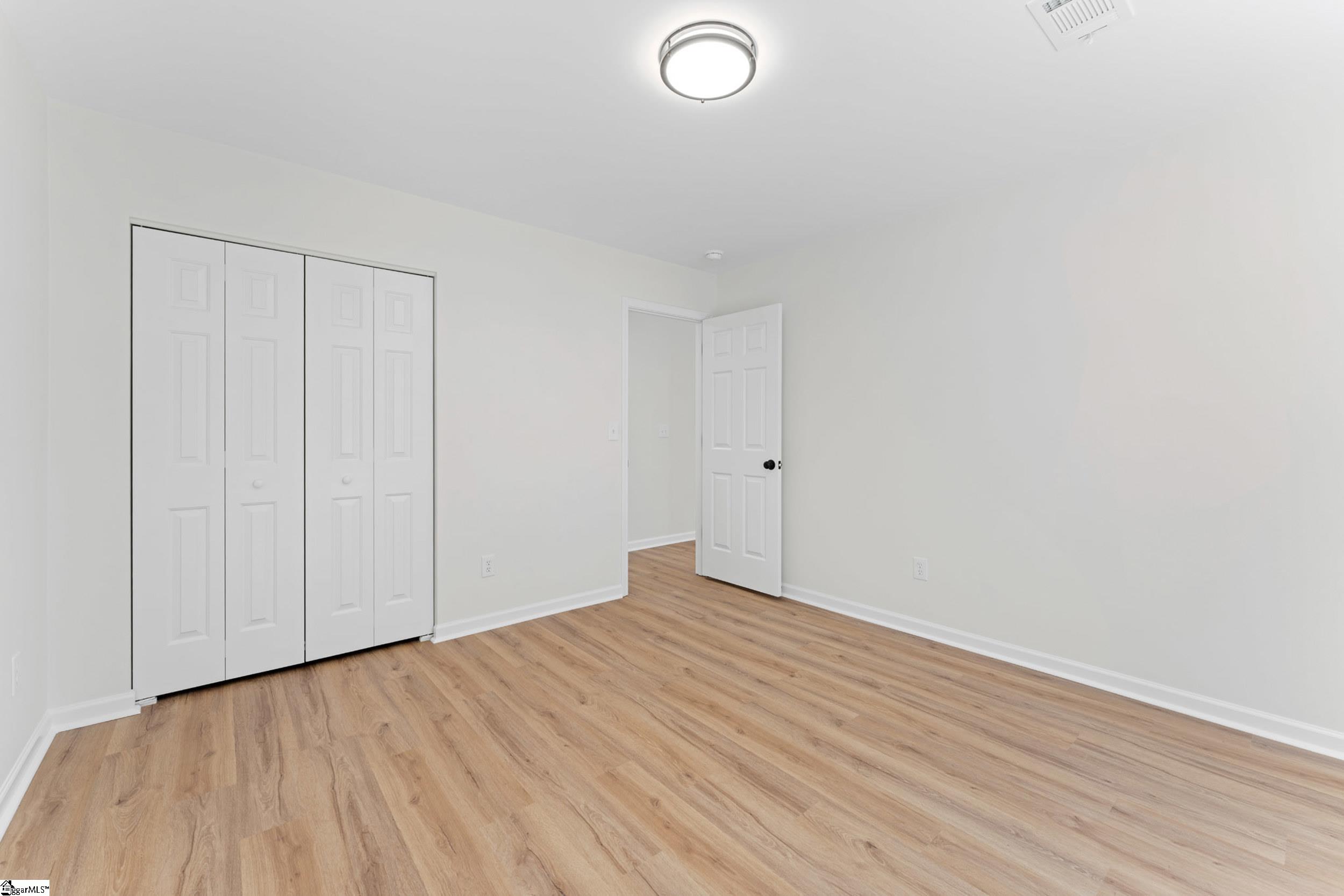 8 Kalmia Court Greenville, SC 29605
