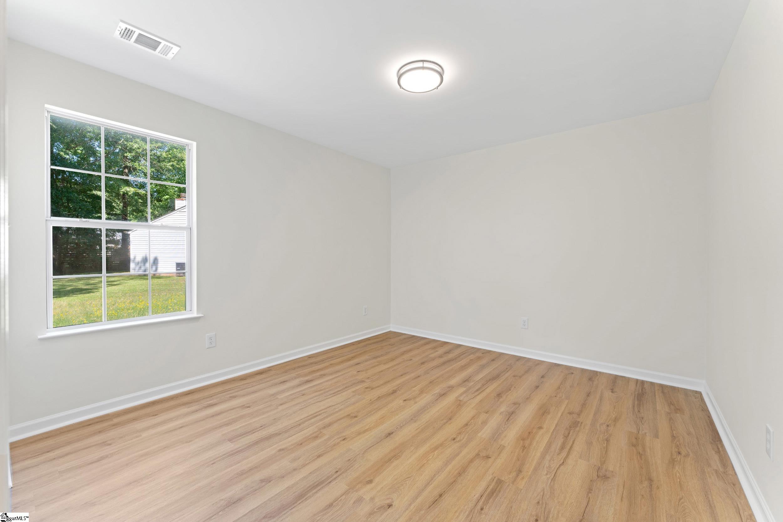 8 Kalmia Court Greenville, SC 29605