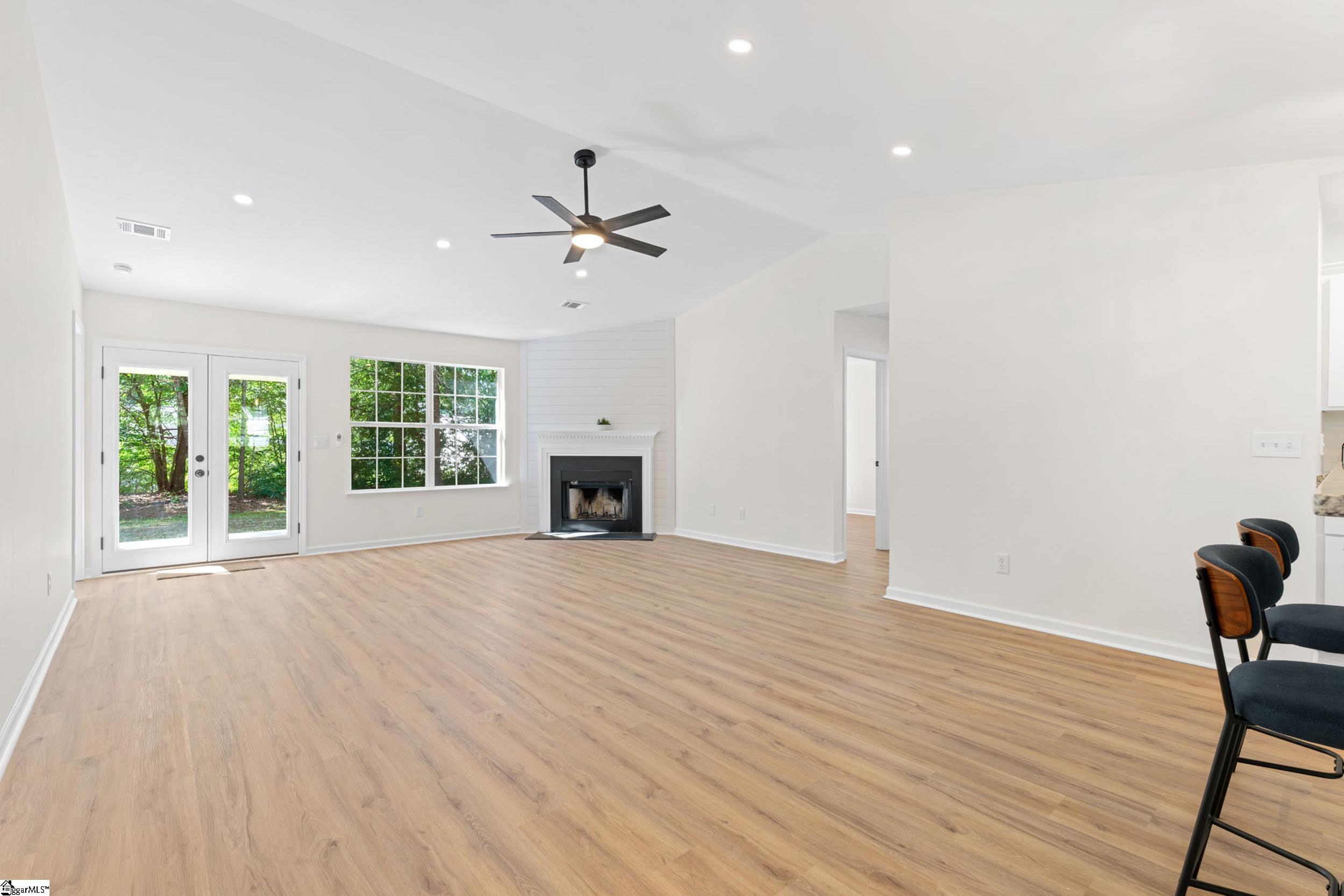 8 Kalmia Court Greenville, SC 29605