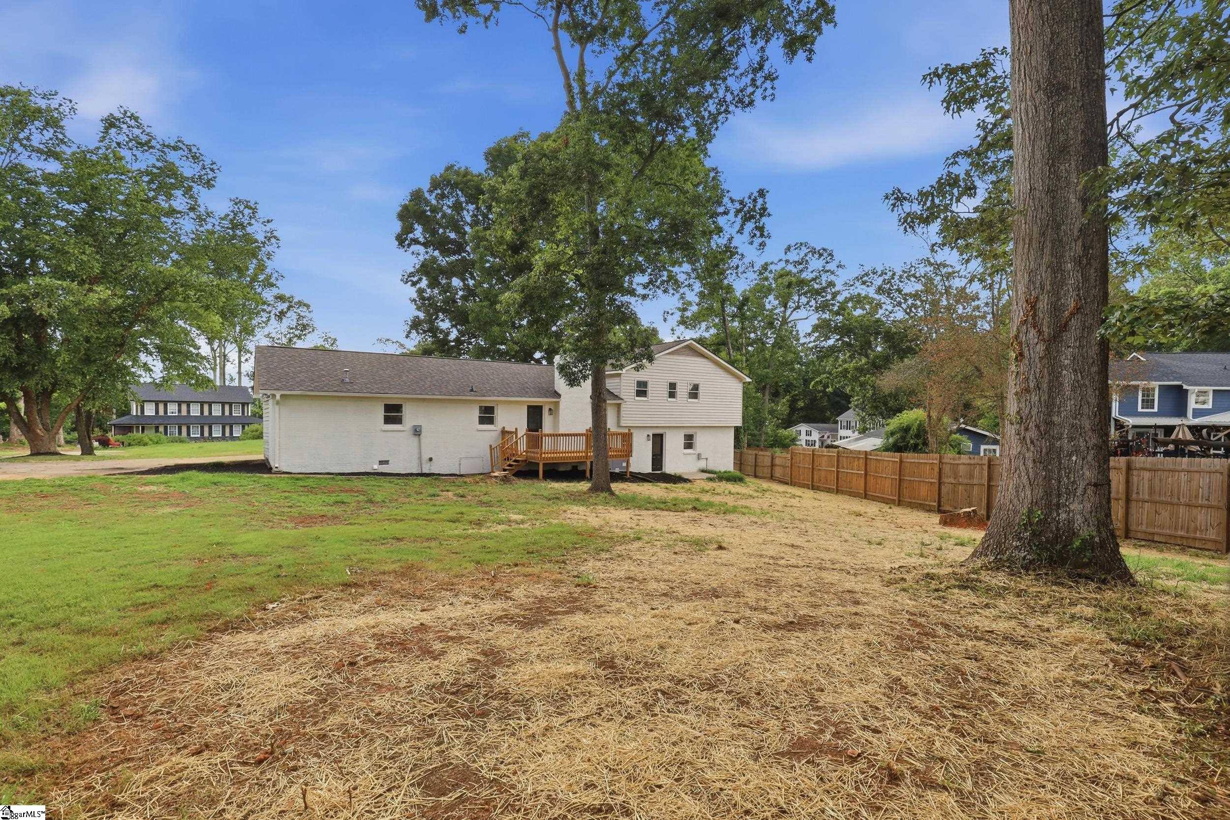 401 Clarendon Drive Easley, SC 29642