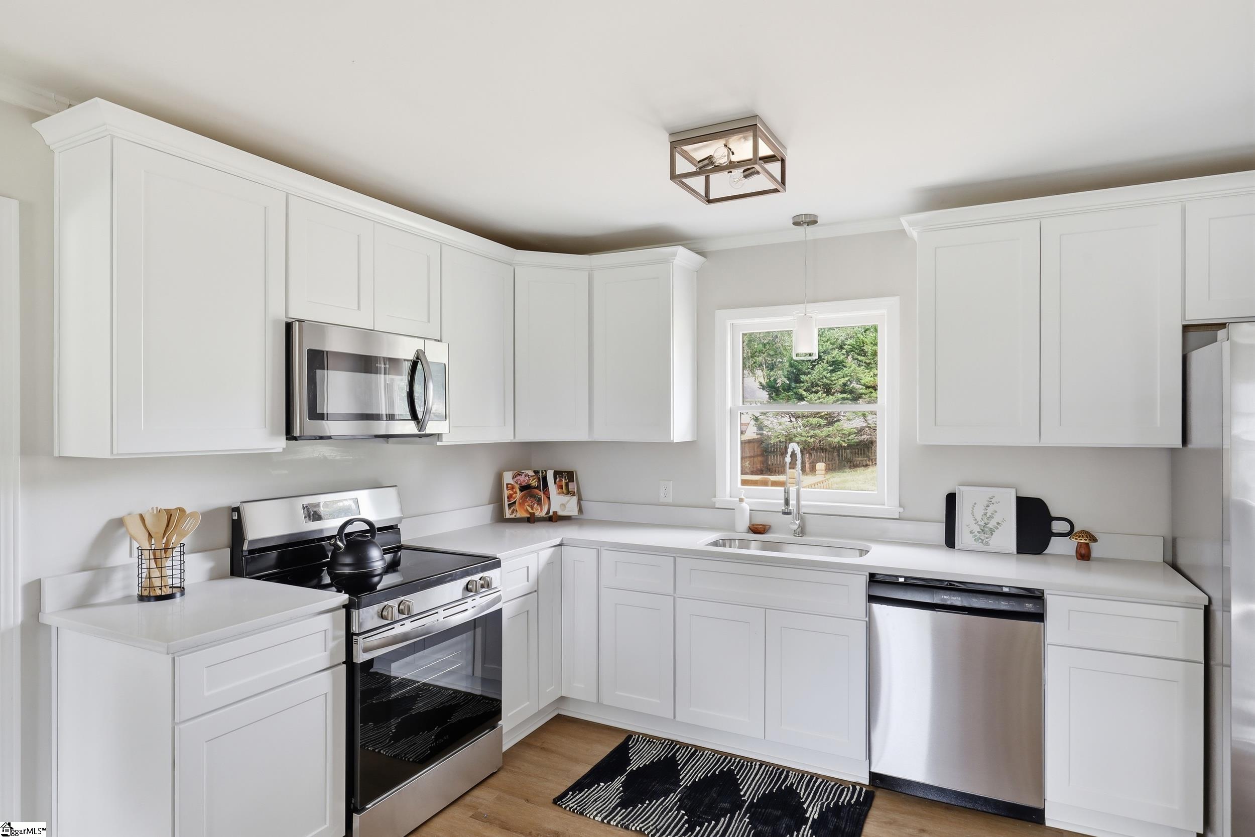 401 Clarendon Drive Easley, SC 29642