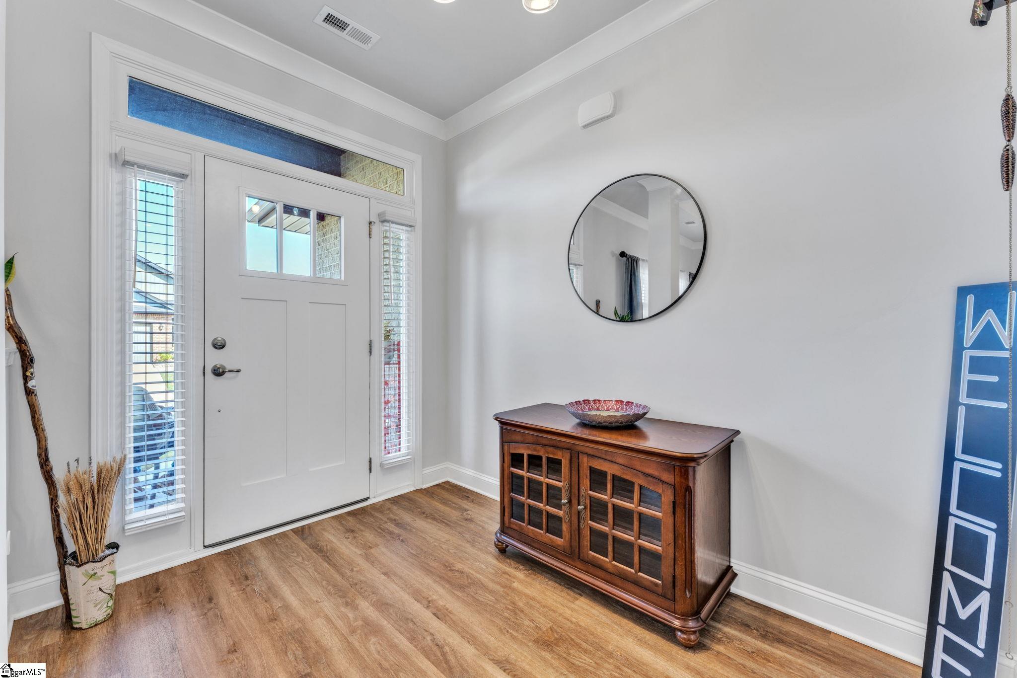 30 Woodcross Drive Simpsonville, SC 29681