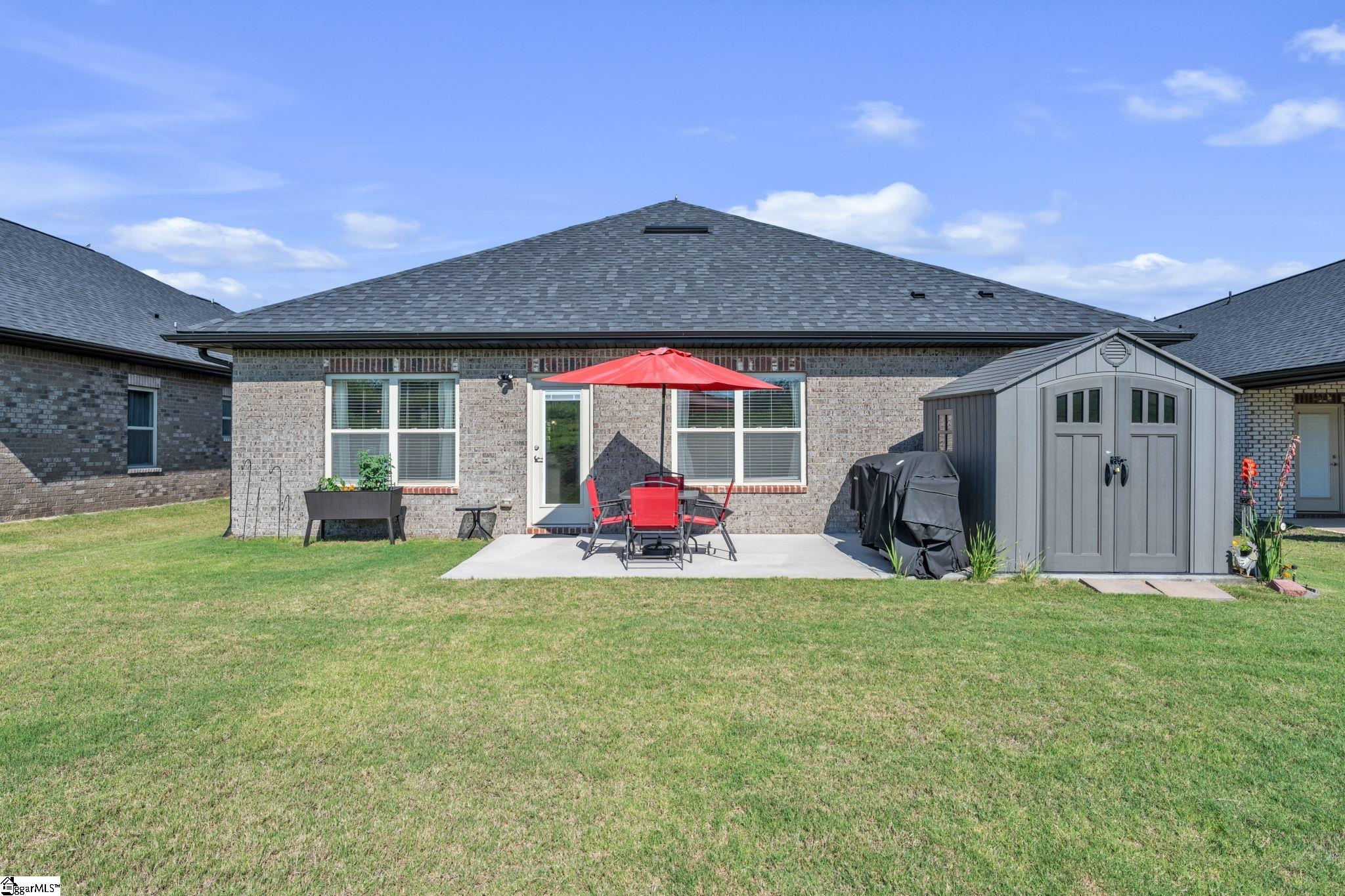 30 Woodcross Drive Simpsonville, SC 29681