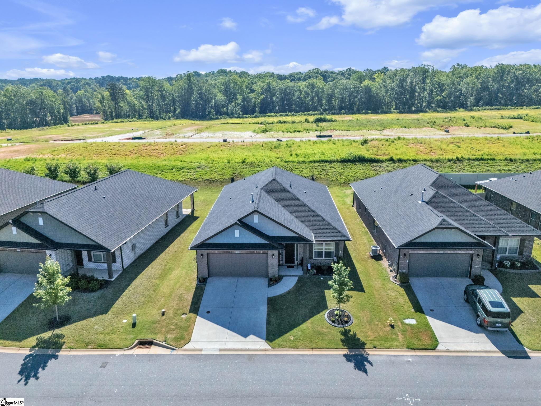 30 Woodcross Drive Simpsonville, SC 29681