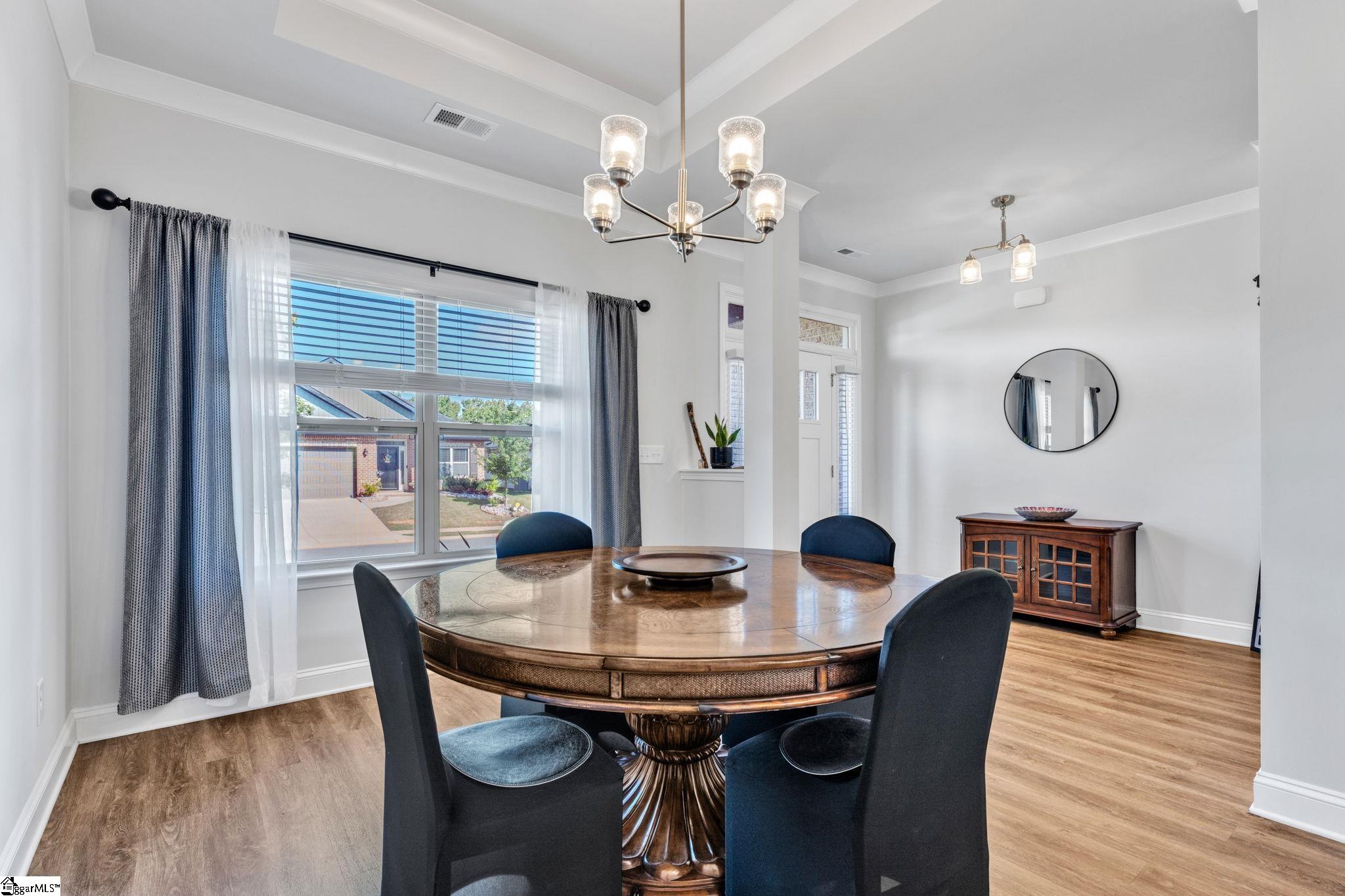30 Woodcross Drive Simpsonville, SC 29681