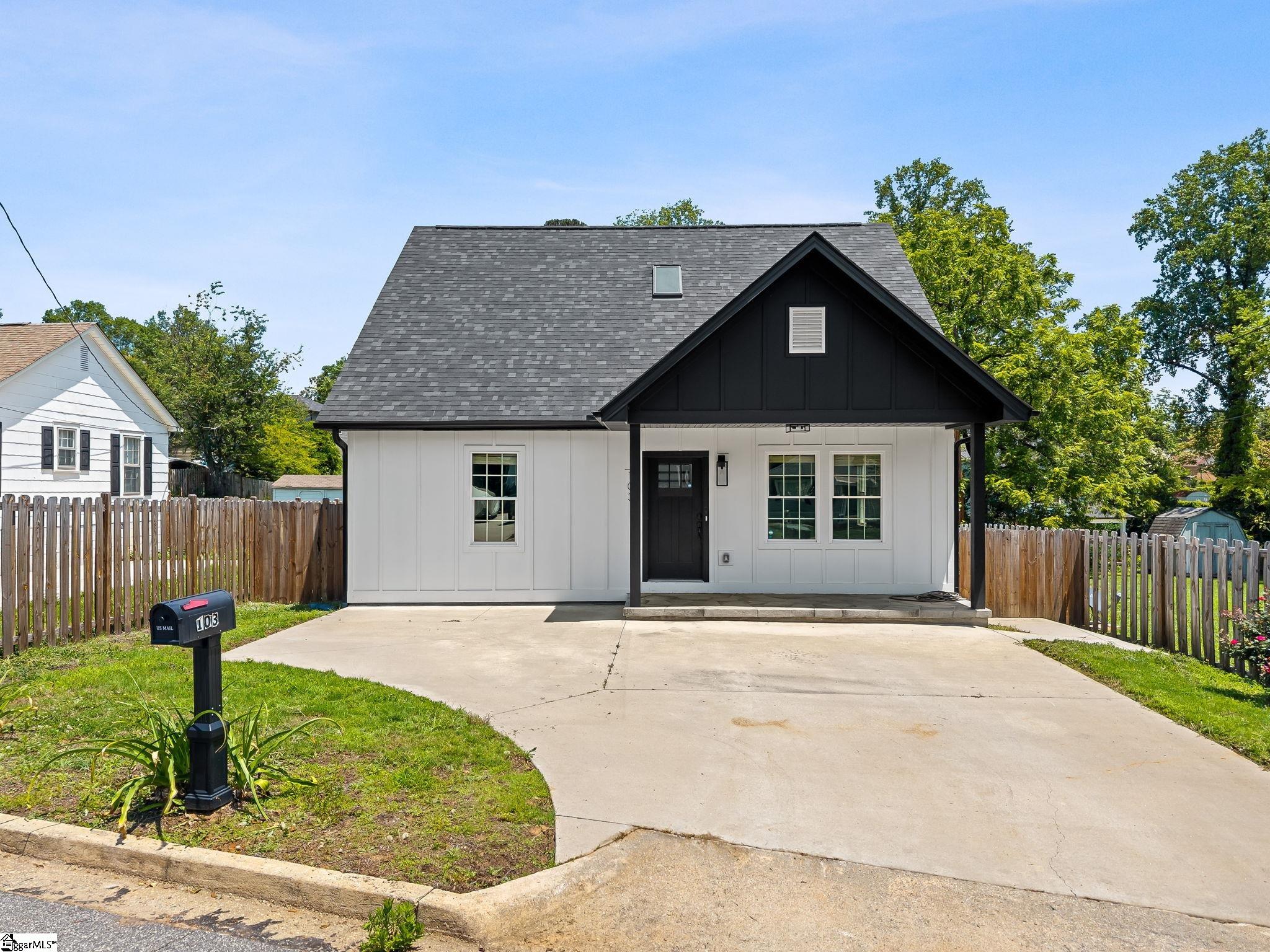 103 Clayton Street Greer, SC 29650