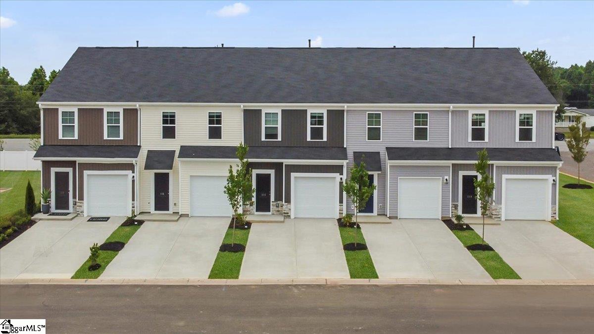 197 Randwick Lane Greer, SC 29651