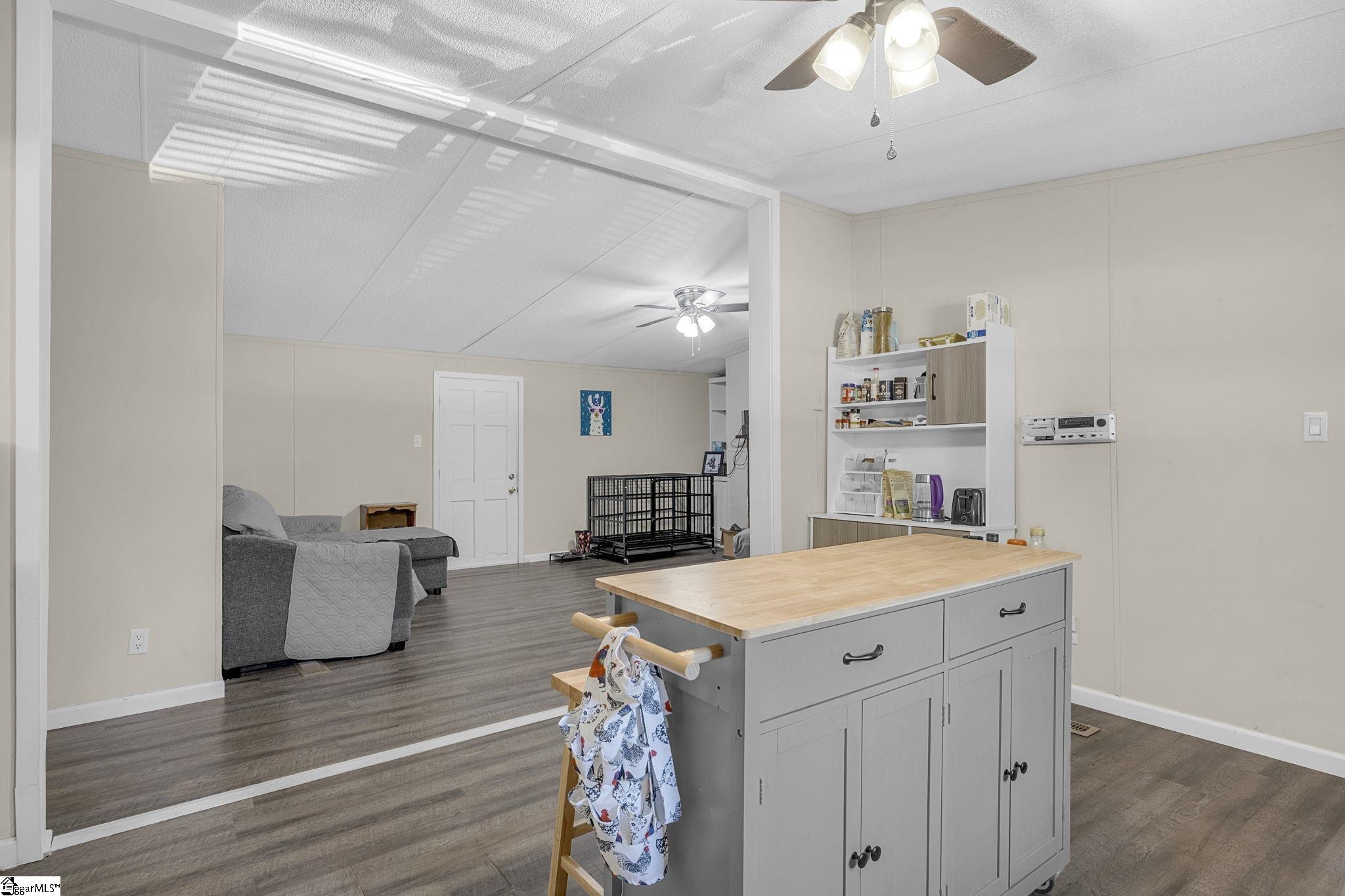 313 W Bagwell Road Liberty, SC 29657