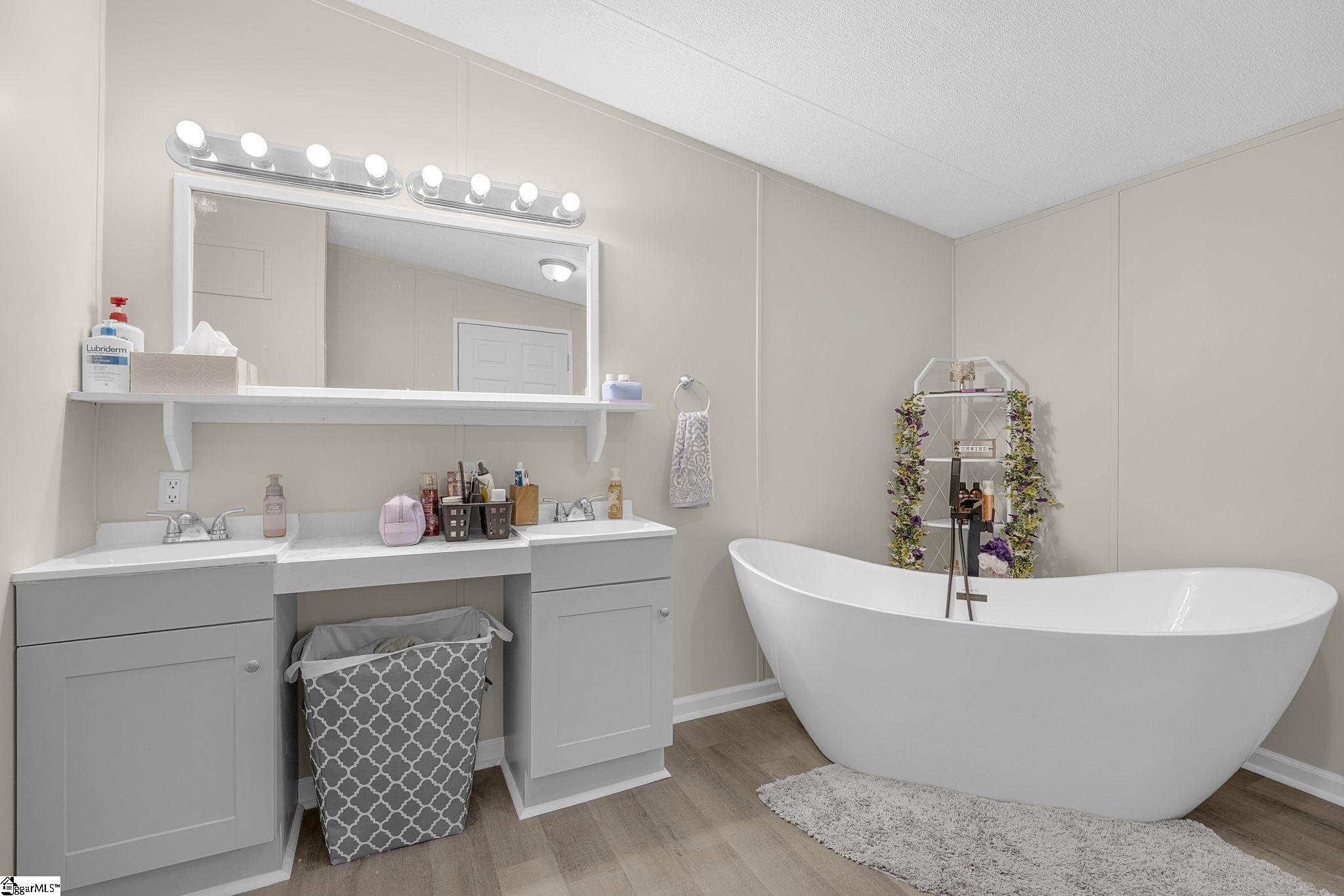 313 W Bagwell Road Liberty, SC 29657