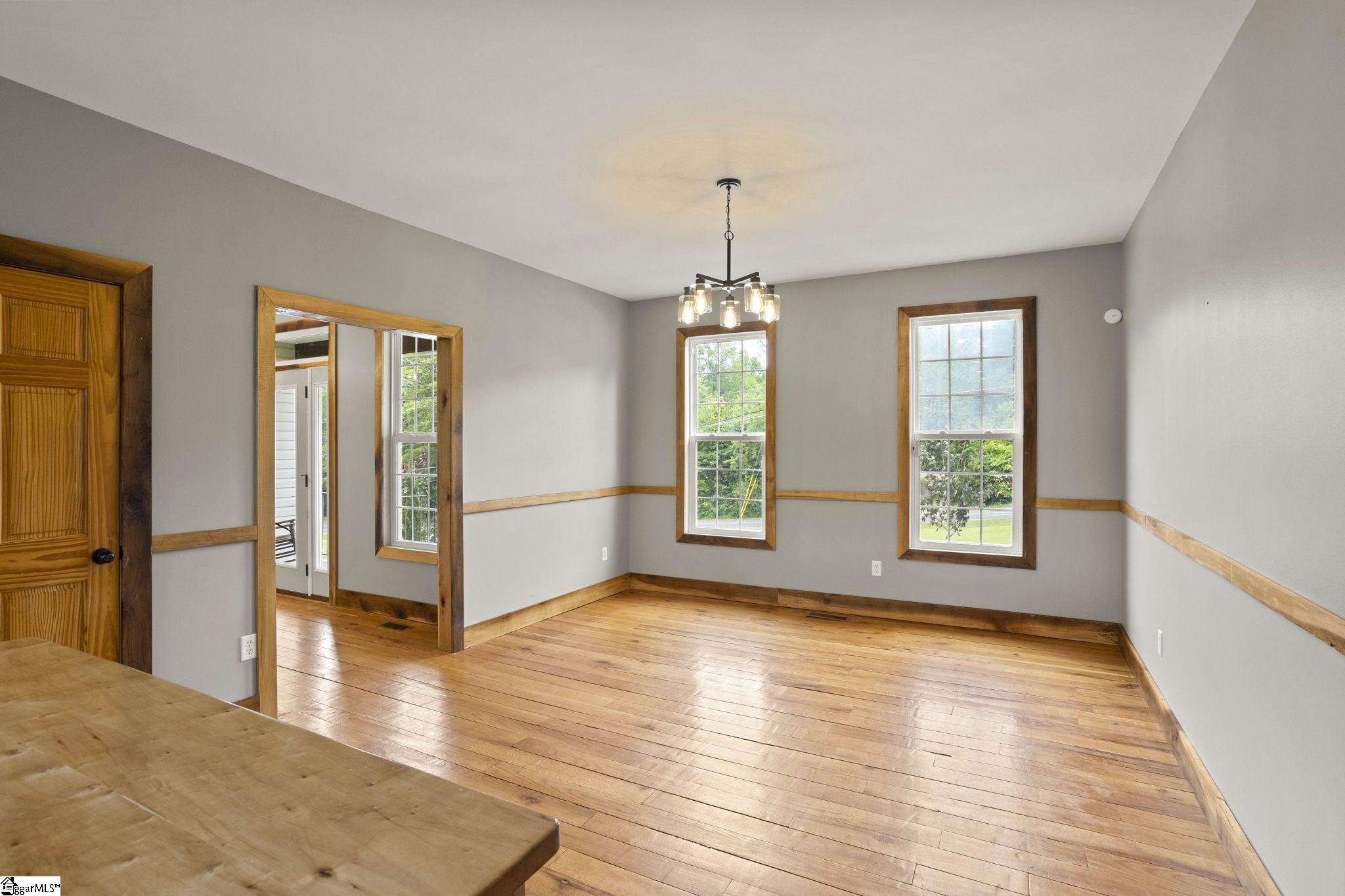 210 Rutledge Lake Road Greenville, SC 29617