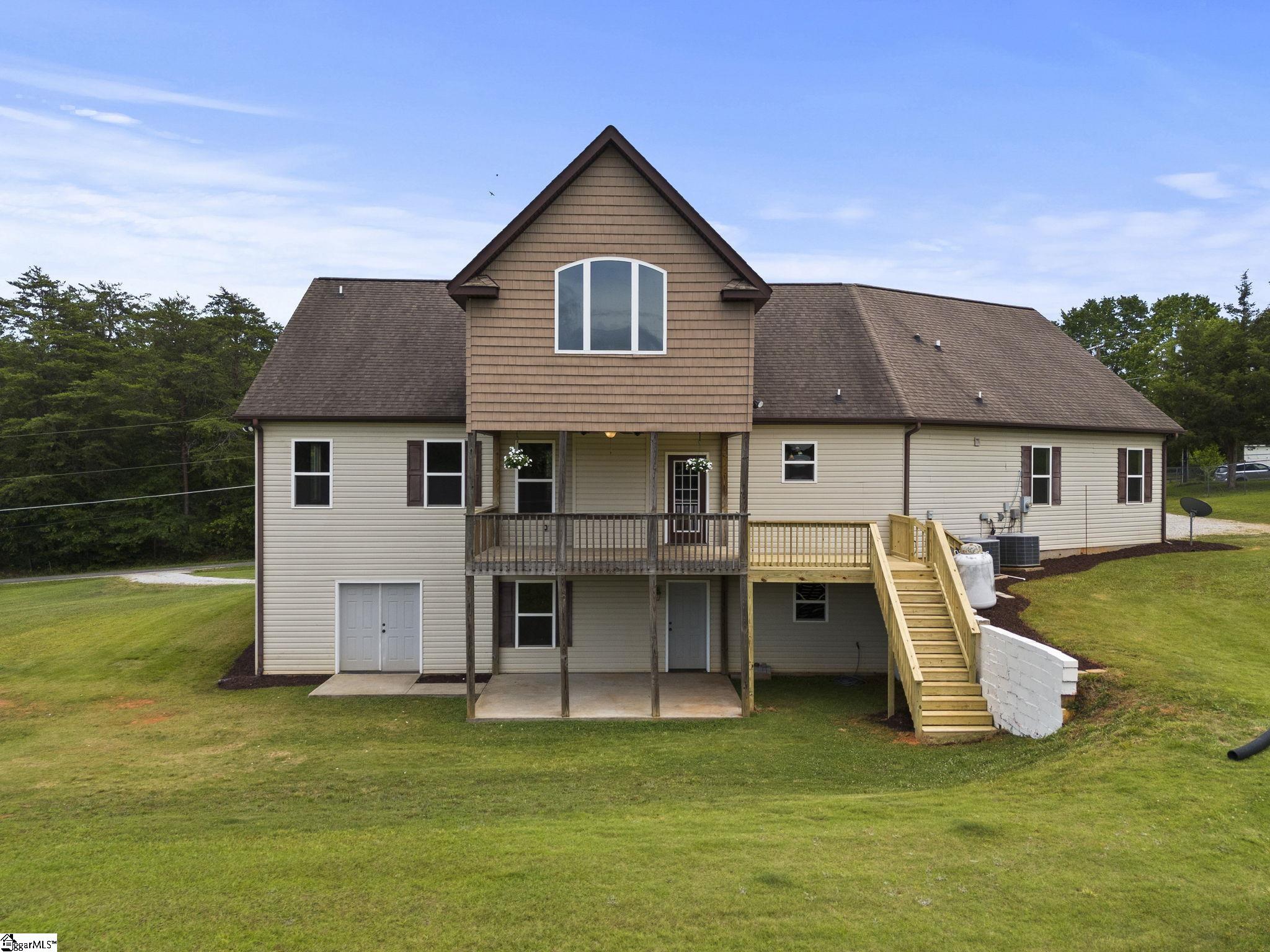 210 Rutledge Lake Road Greenville, SC 29617