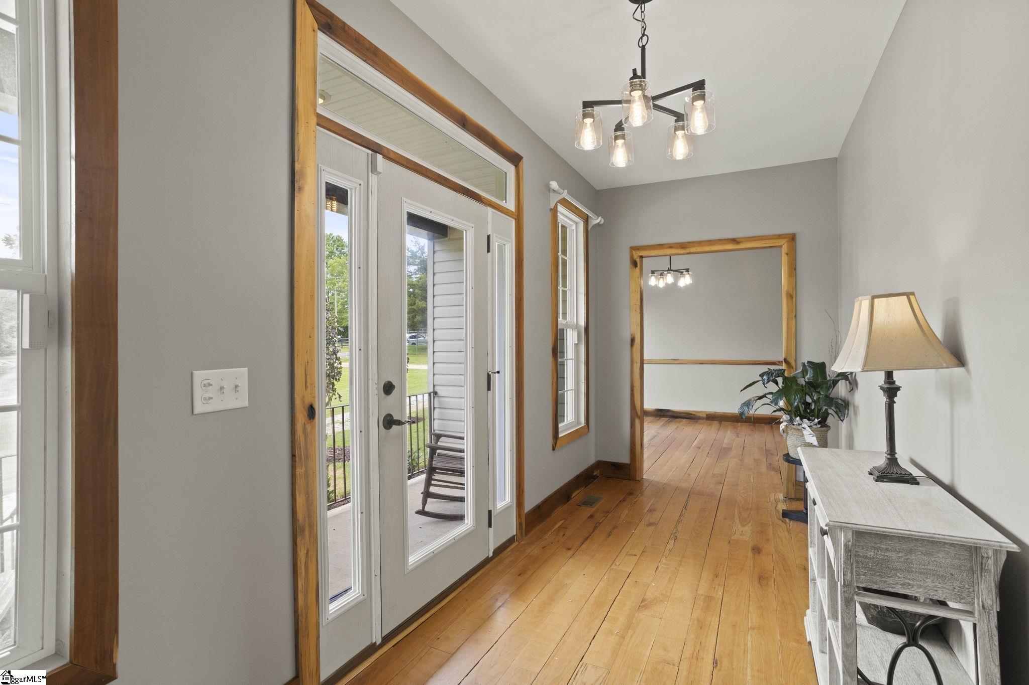210 Rutledge Lake Road Greenville, SC 29617