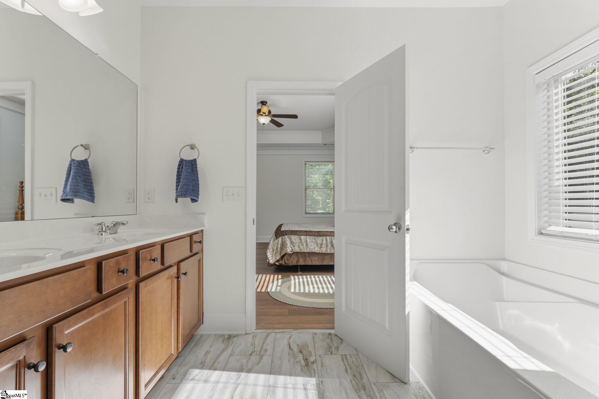 15 Barlia Way Greenville, SC 29607