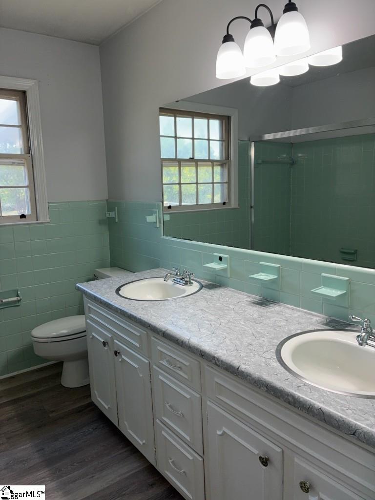103 Lanewood Drive Greenville, SC 29607