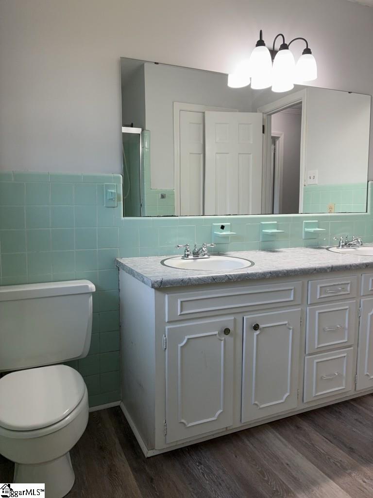 103 Lanewood Drive Greenville, SC 29607