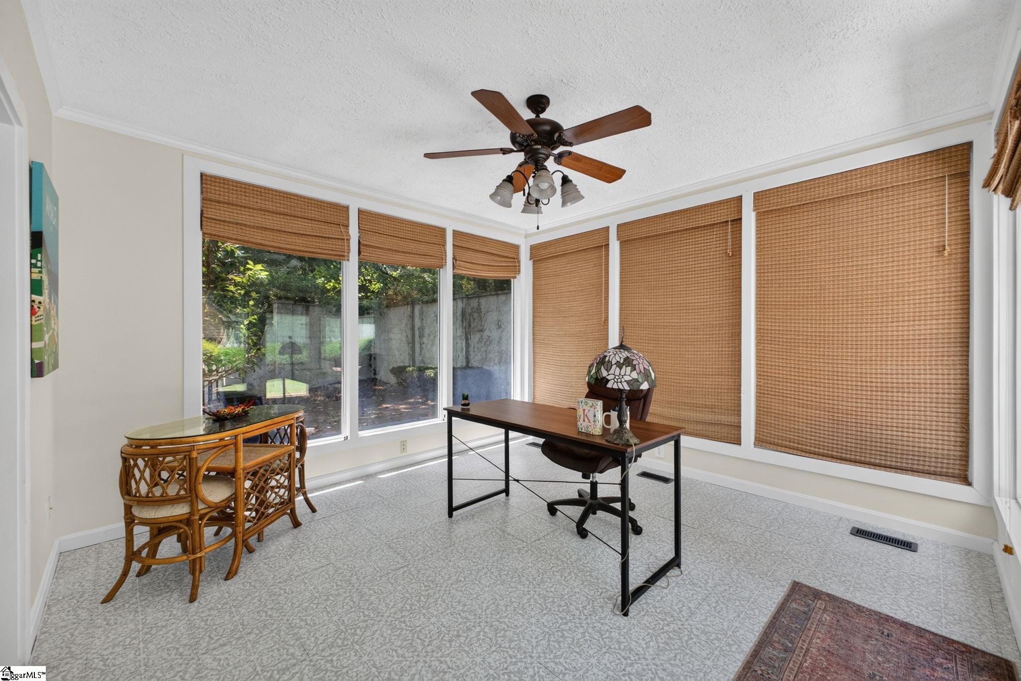 214 Trolley Car Way Spartanburg, SC 29302
