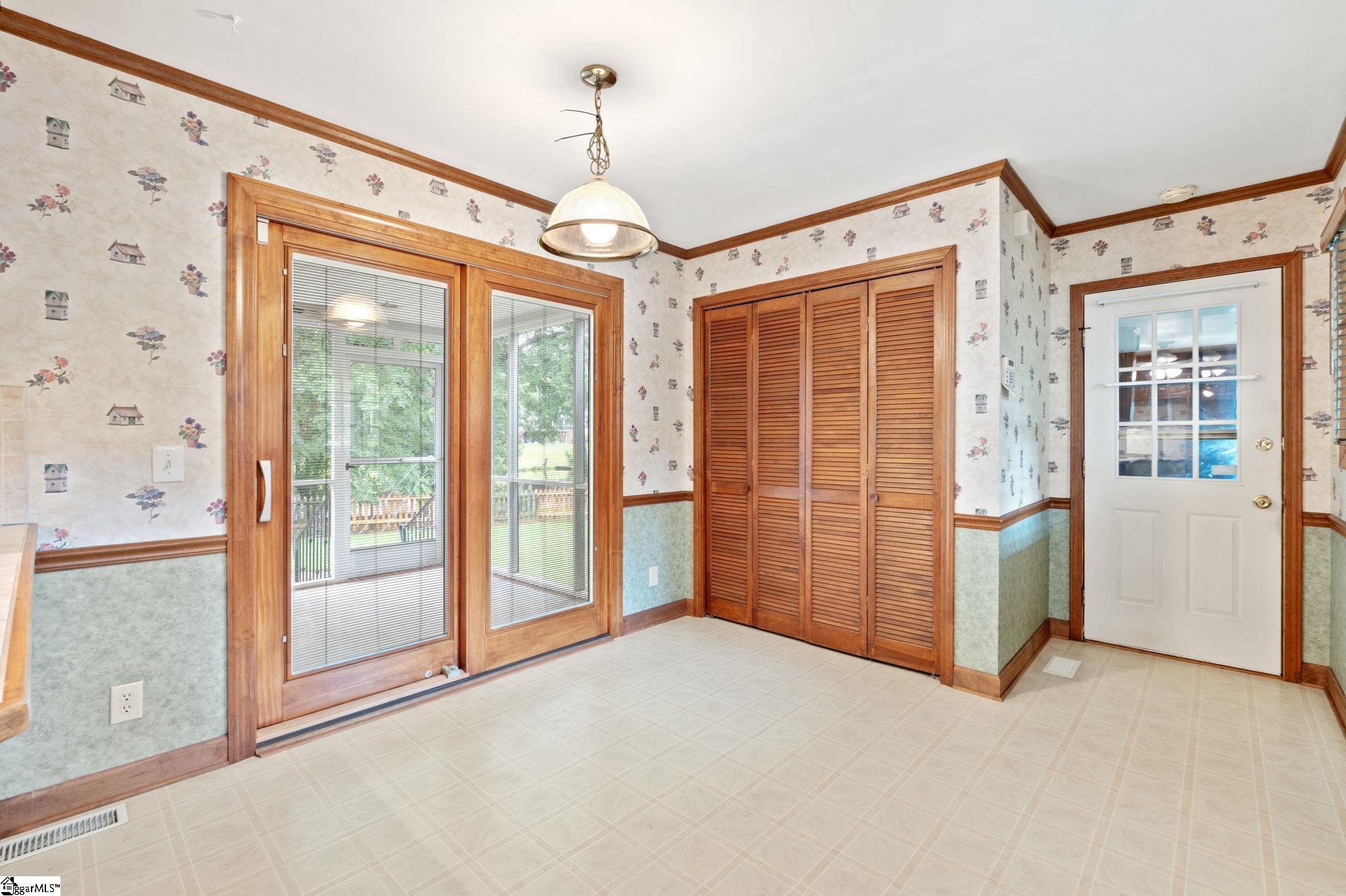 214 Stoney Creek Drive Greenville, SC 29607