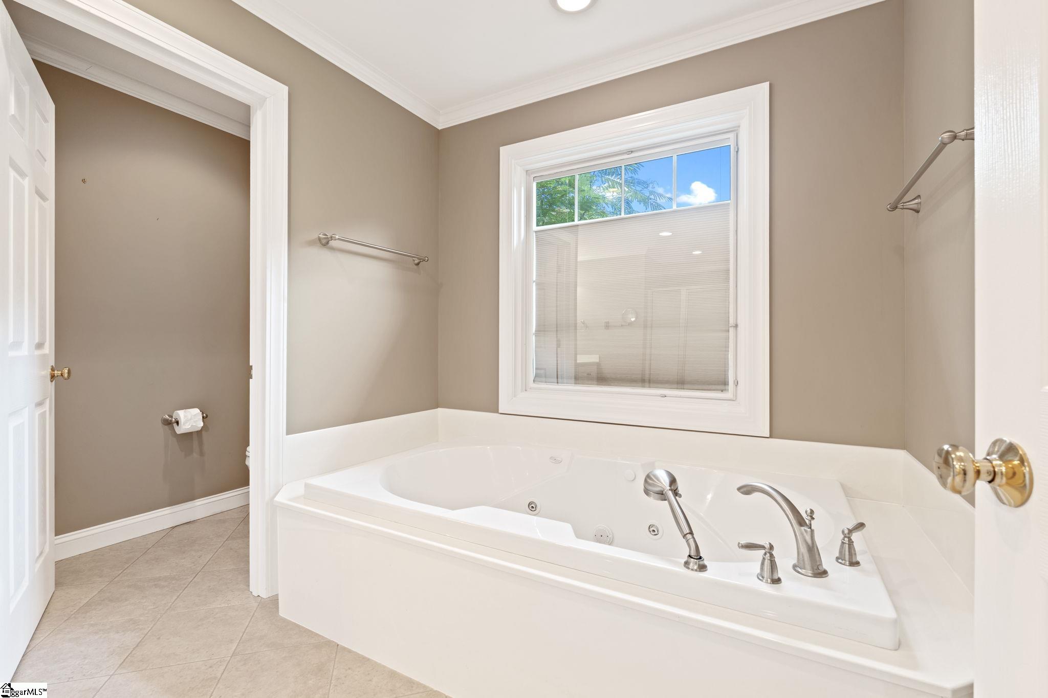 214 Stoney Creek Drive Greenville, SC 29607