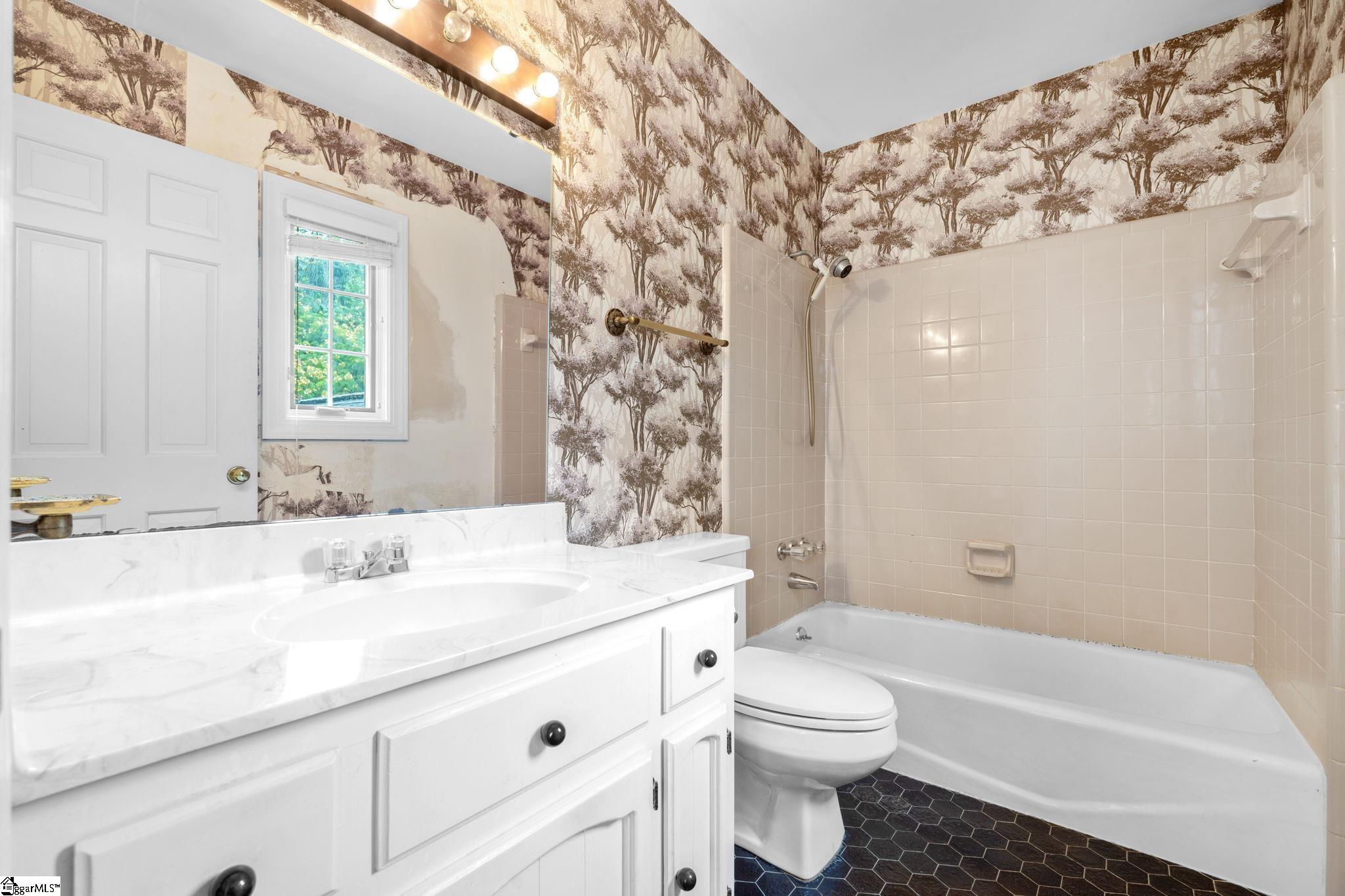 214 Stoney Creek Drive Greenville, SC 29607