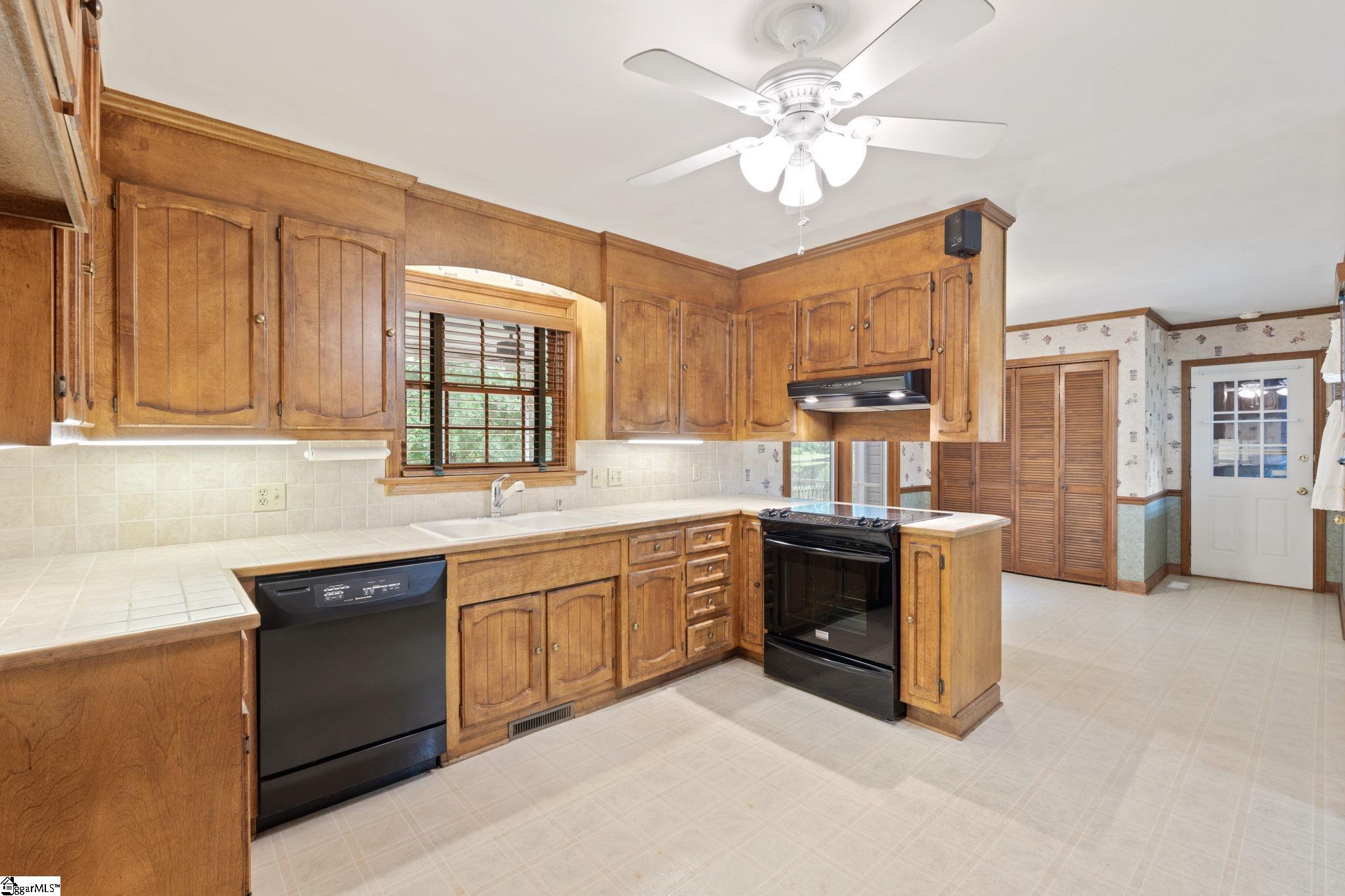 214 Stoney Creek Drive Greenville, SC 29607