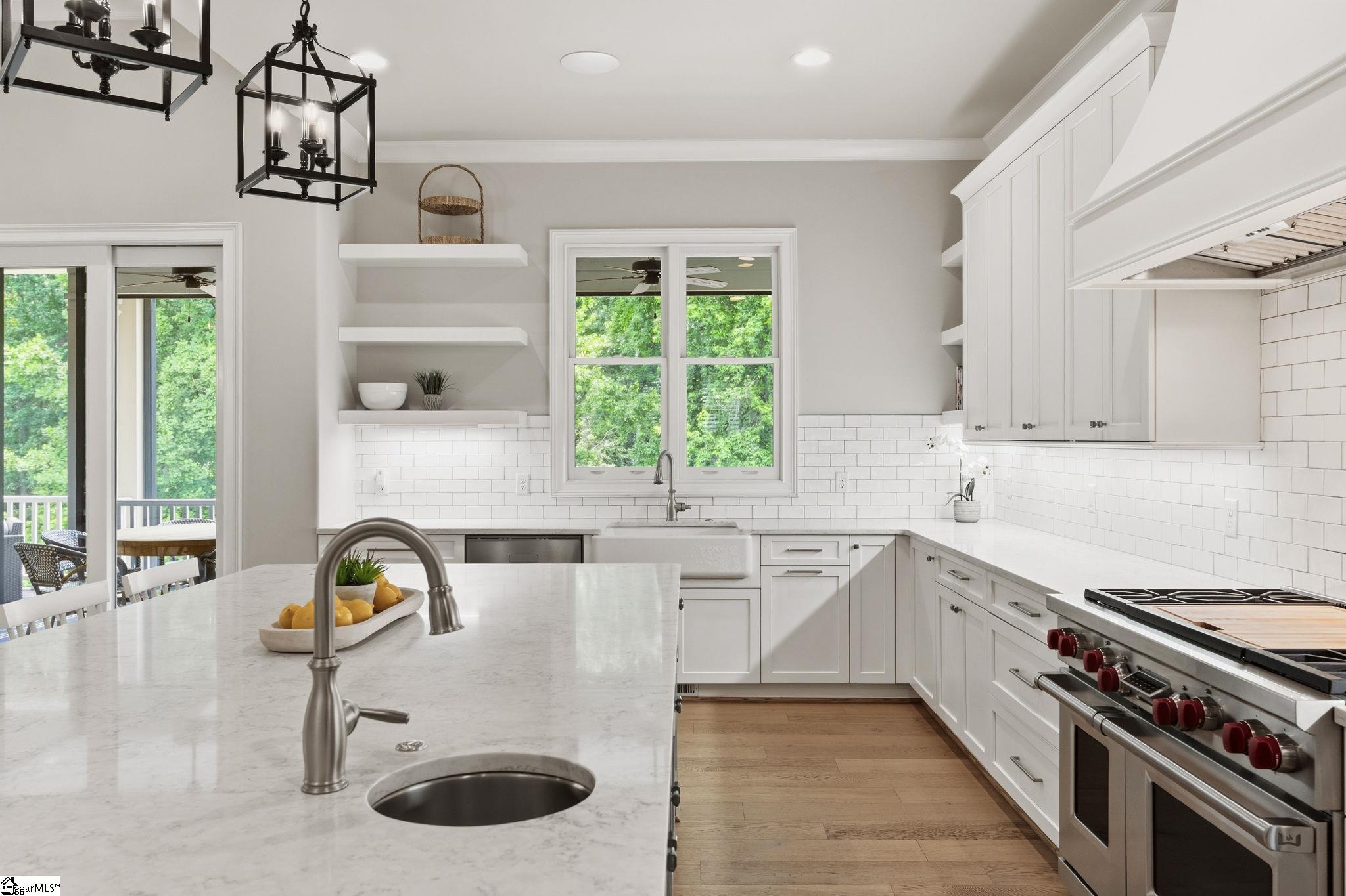 14 Welling Circle Greenville, SC 29607