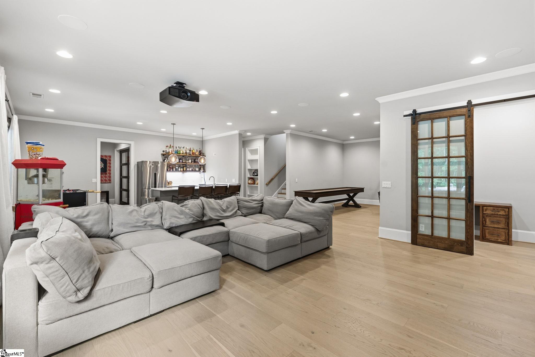 14 Welling Circle Greenville, SC 29607