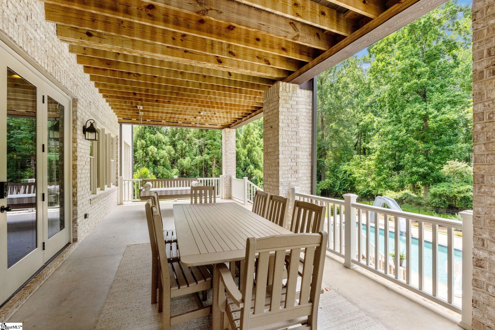 14 Welling Circle Greenville, SC 29607