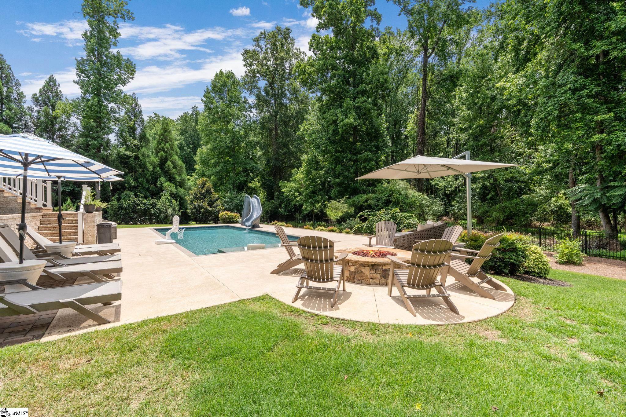 14 Welling Circle Greenville, SC 29607