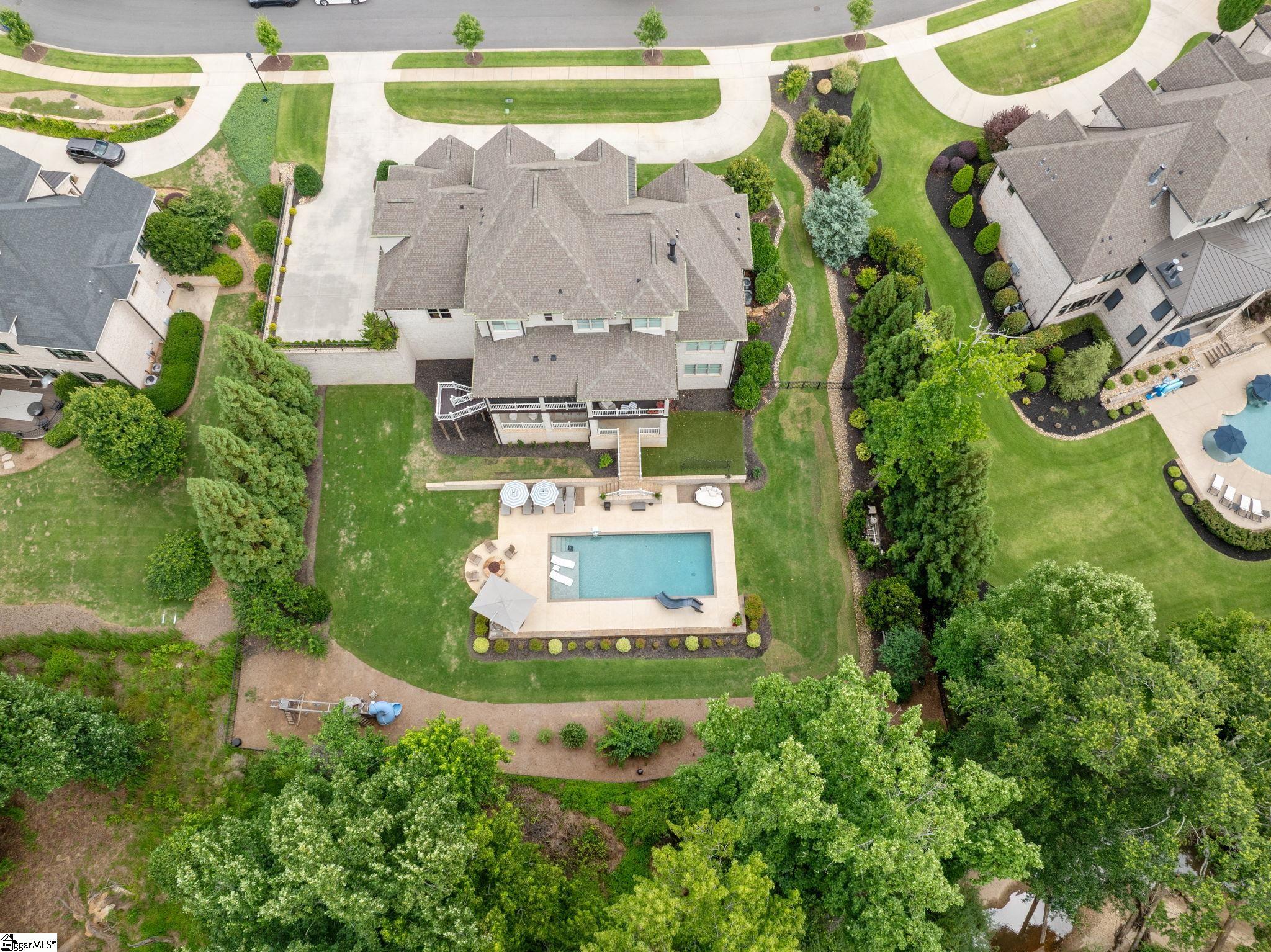 14 Welling Circle Greenville, SC 29607
