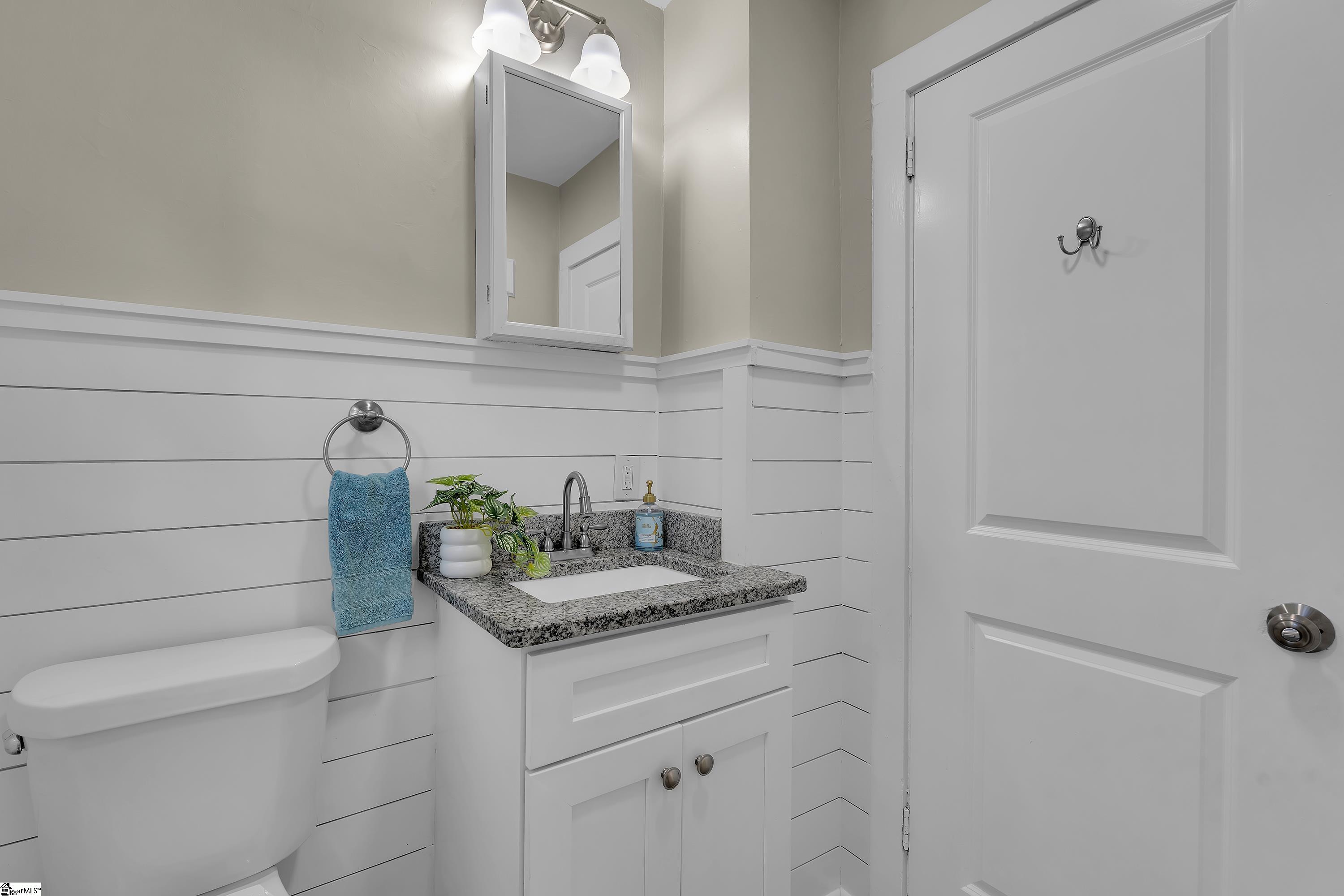 141 Pleasant Ridge Avenue Greenville, SC 29605