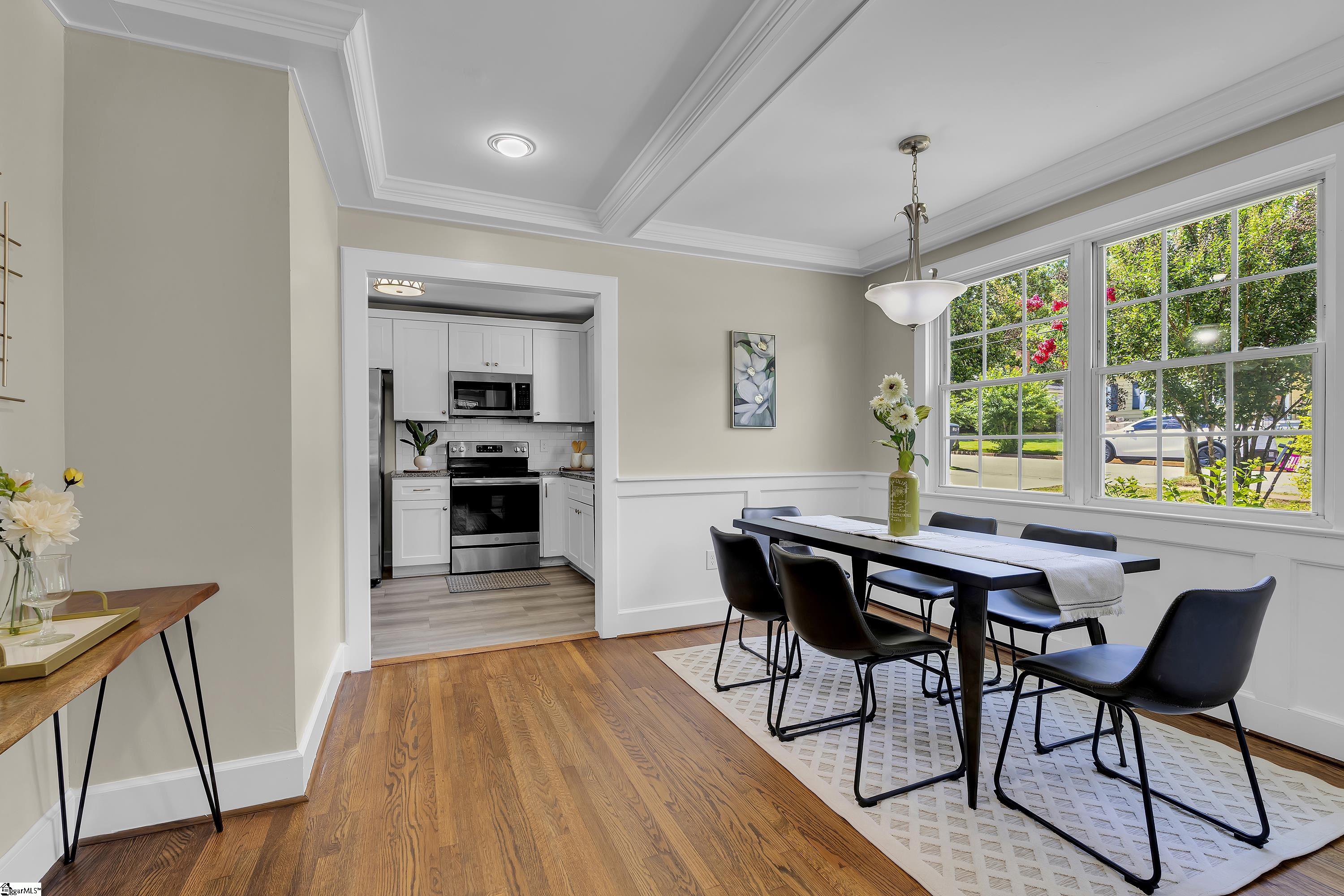 141 Pleasant Ridge Avenue Greenville, SC 29605