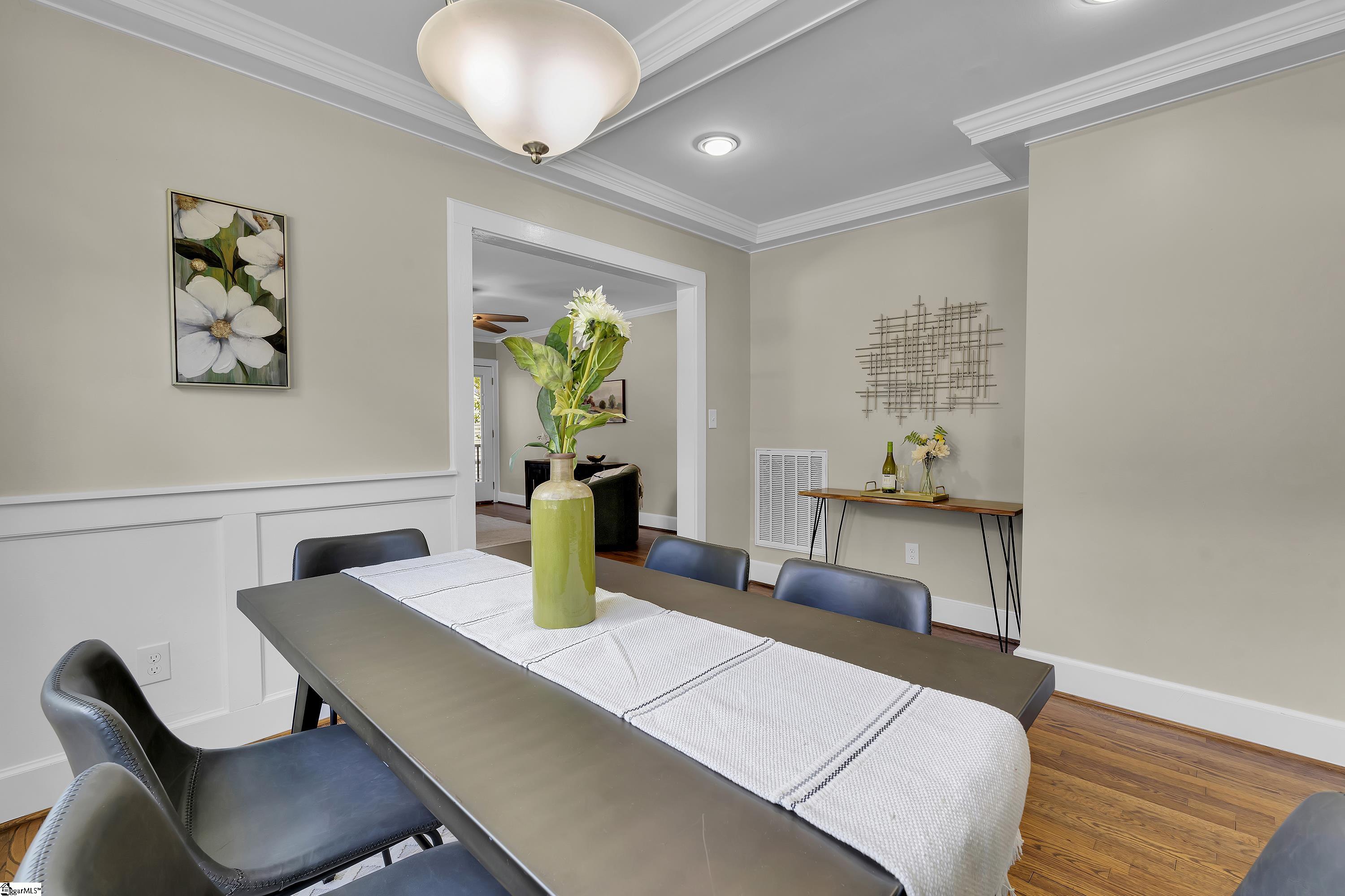 141 Pleasant Ridge Avenue Greenville, SC 29605