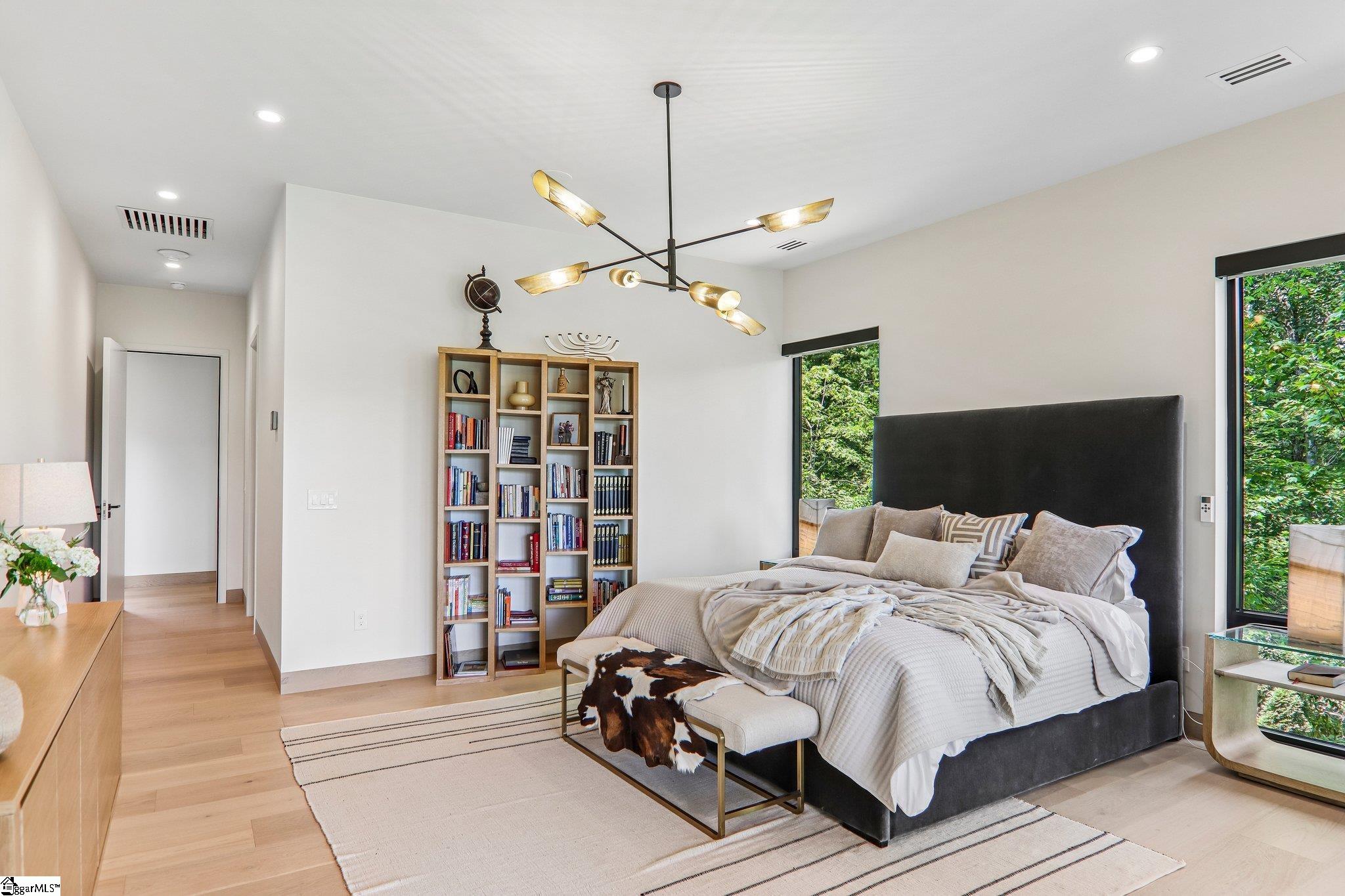 810 Lake View Court Salem, SC 29676