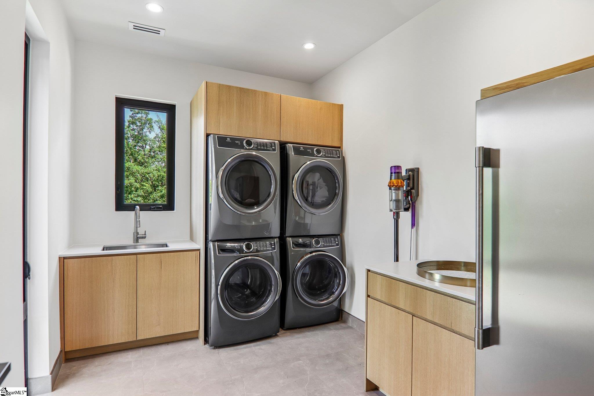 810 Lake View Court Salem, SC 29676