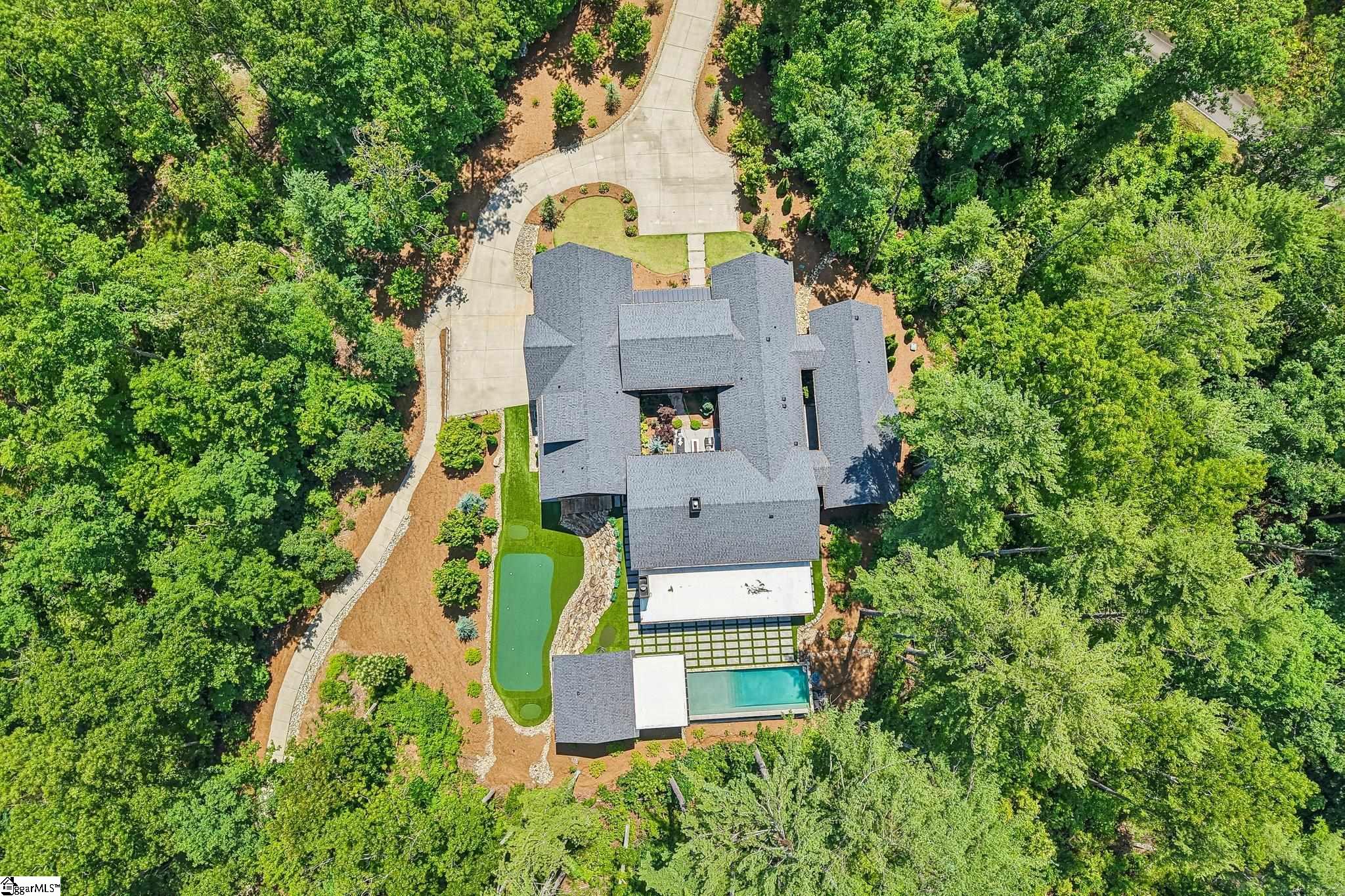 810 Lake View Court Salem, SC 29676