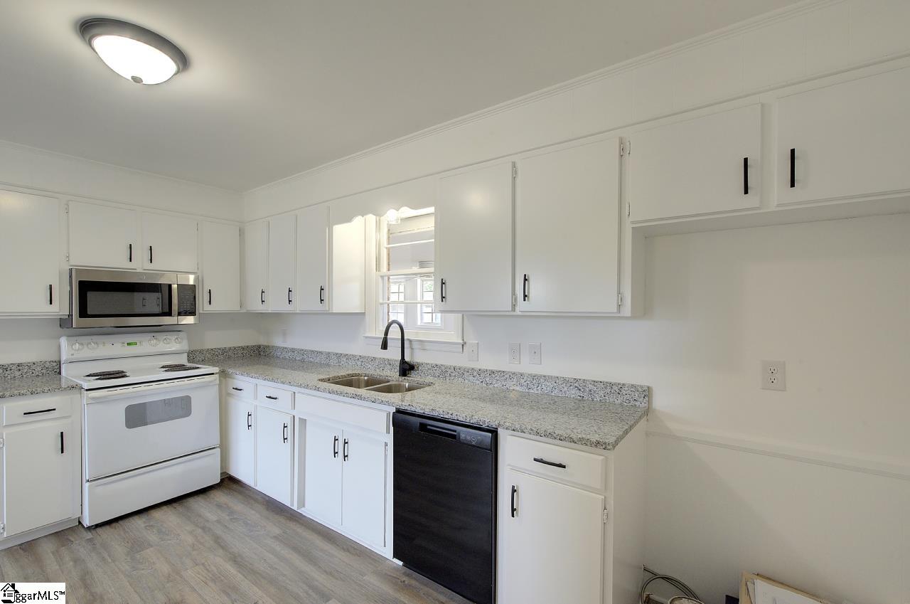 129 Venus Street Inman, SC 29349