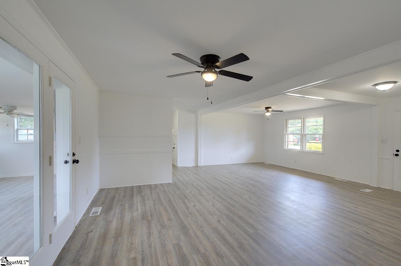 129 Venus Street Inman, SC 29349