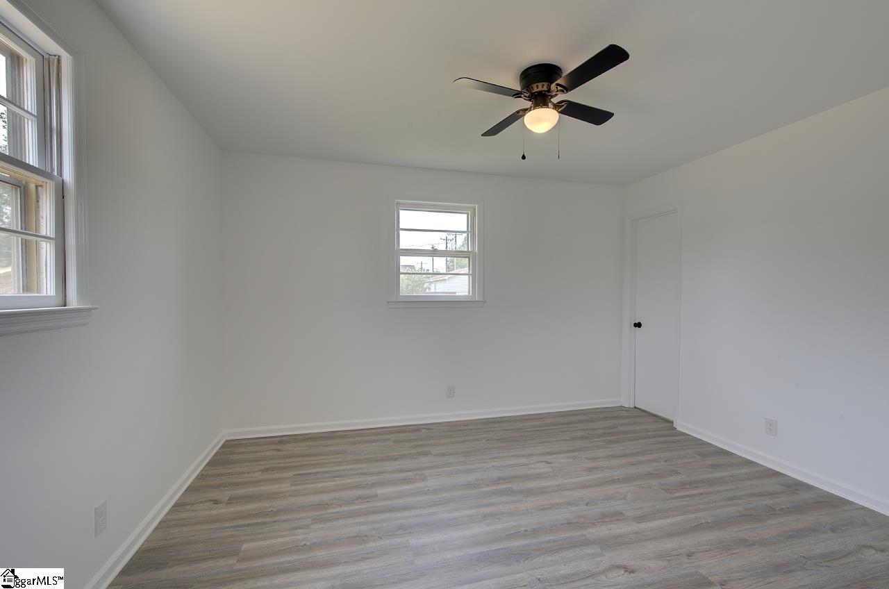 129 Venus Street Inman, SC 29349