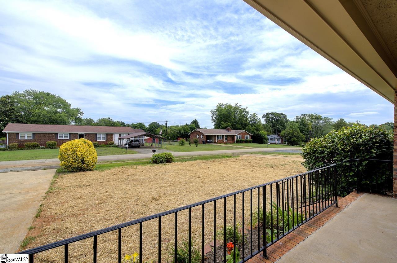 129 Venus Street Inman, SC 29349