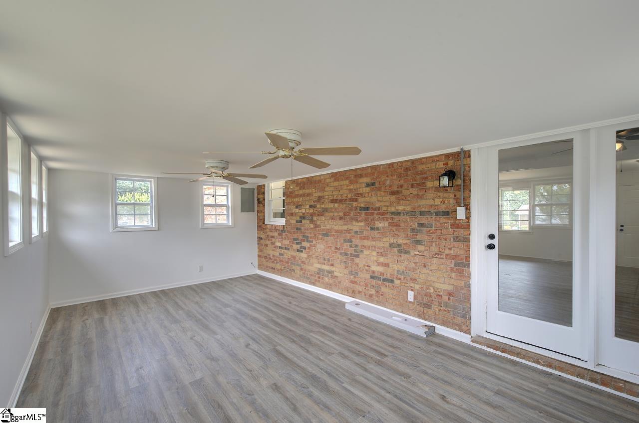 129 Venus Street Inman, SC 29349