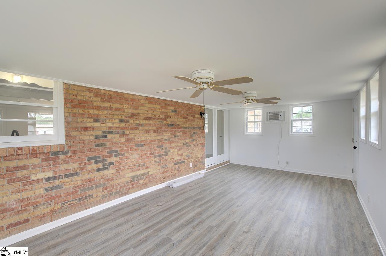 129 Venus Street Inman, SC 29349