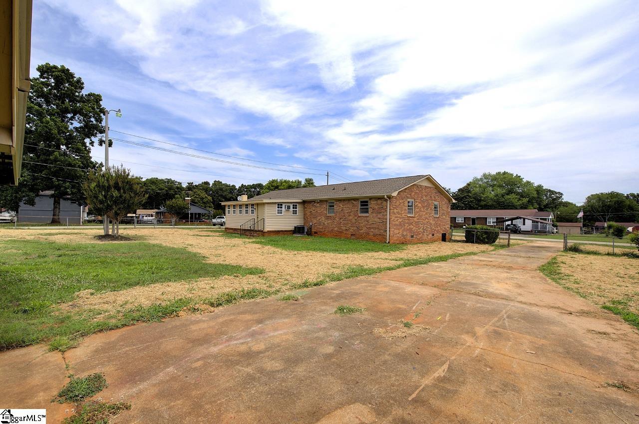 129 Venus Street Inman, SC 29349