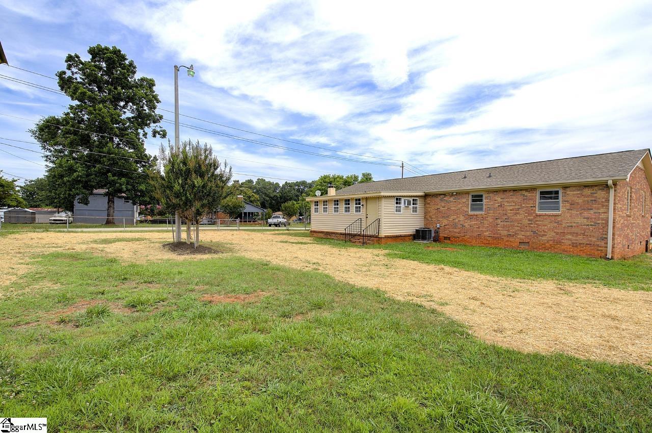 129 Venus Street Inman, SC 29349